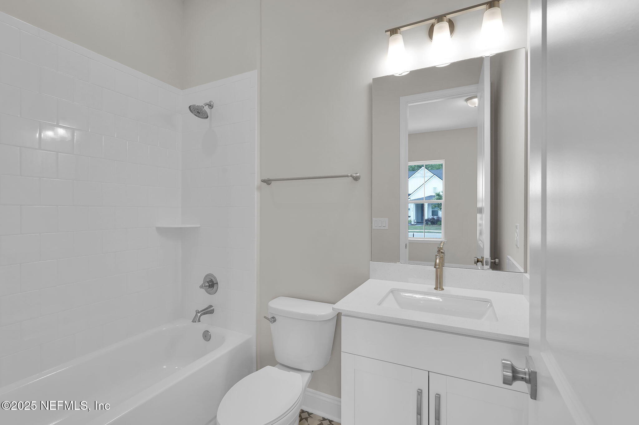 323 SAWGRASS Drive