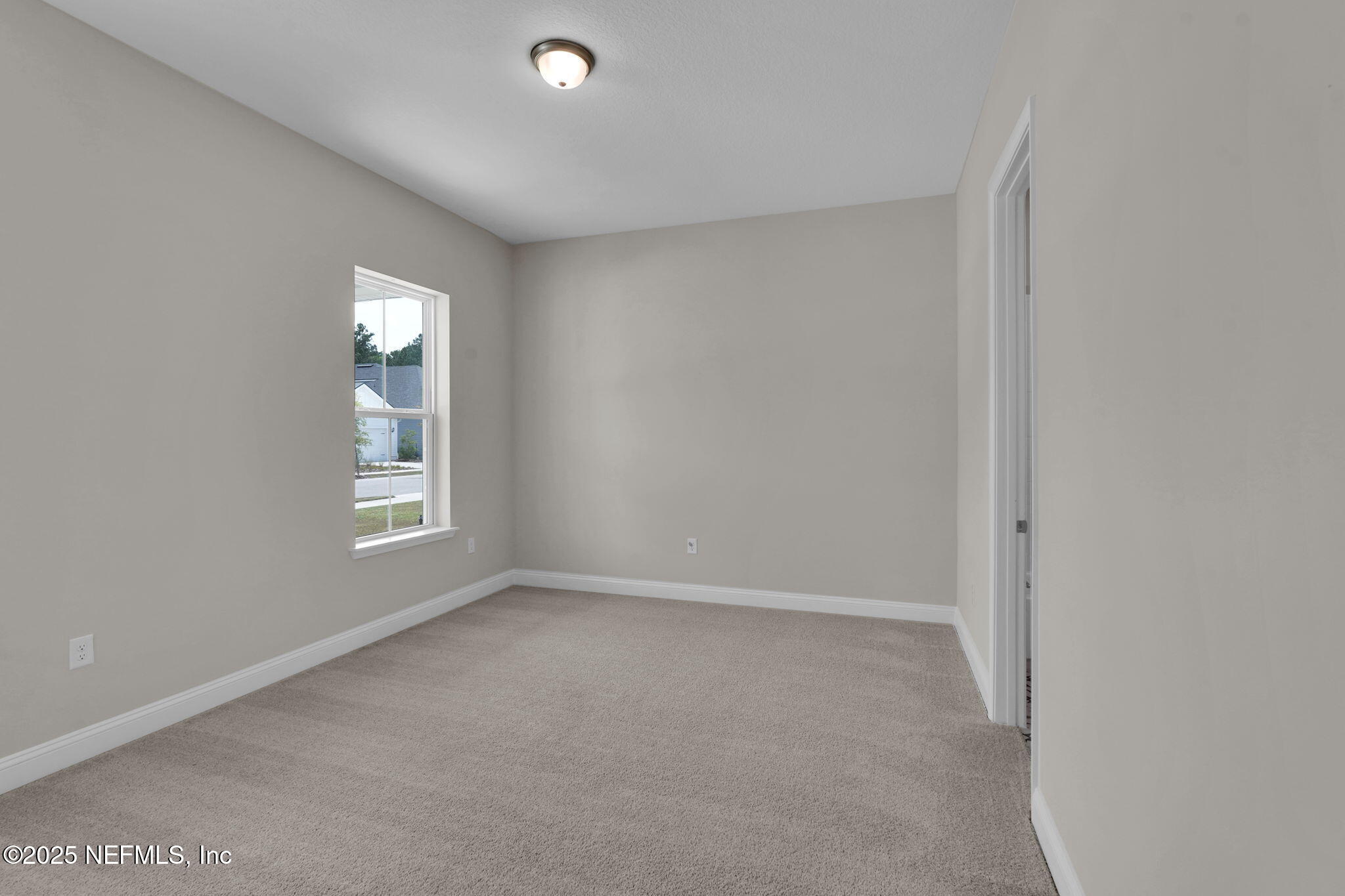 323 SAWGRASS Drive