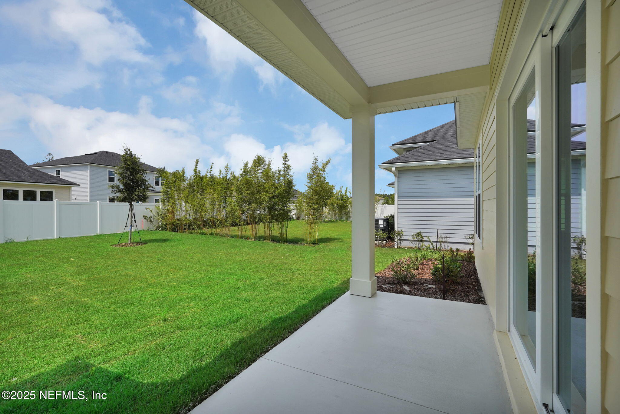 323 SAWGRASS Drive
