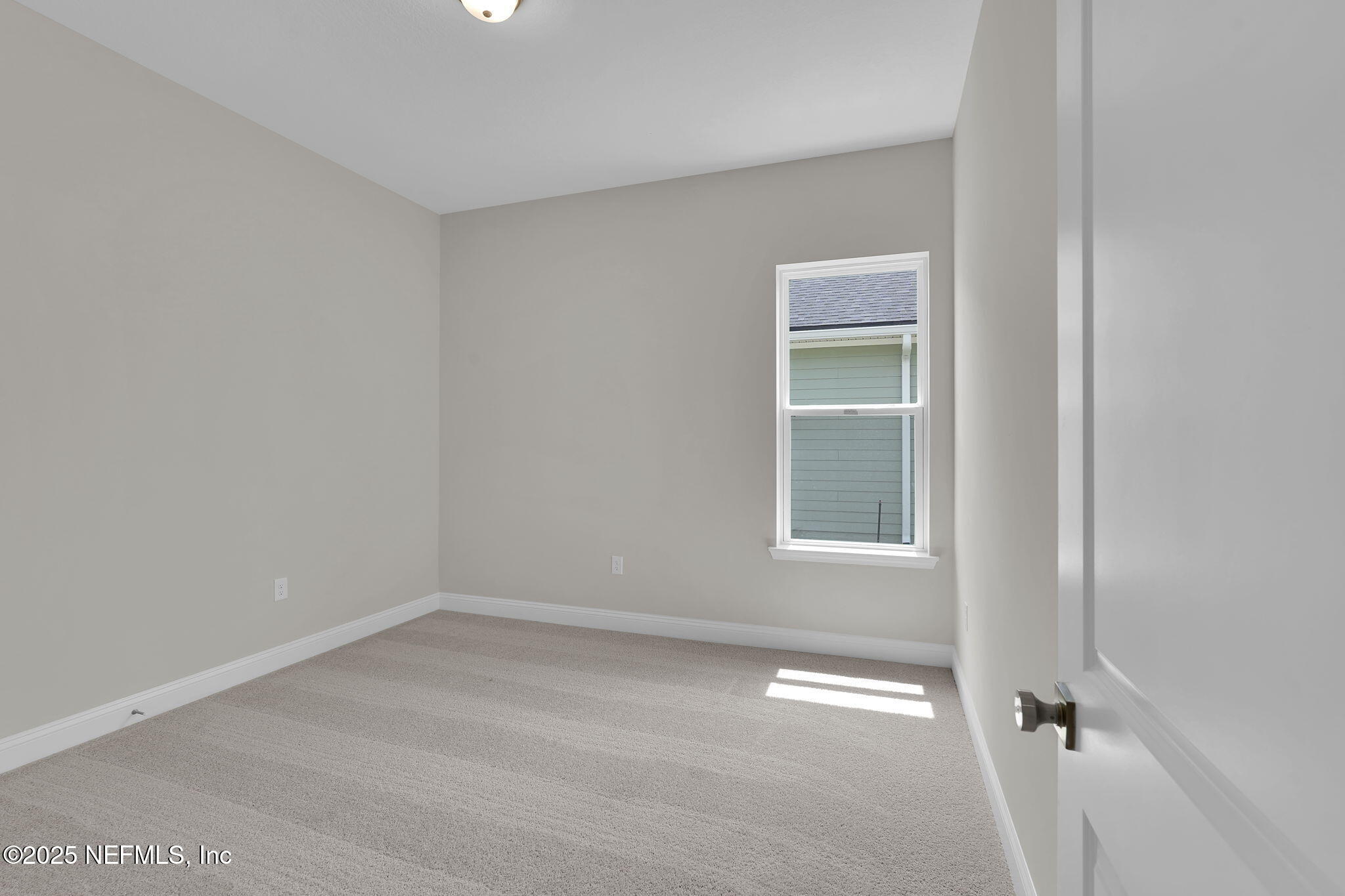 323 SAWGRASS Drive