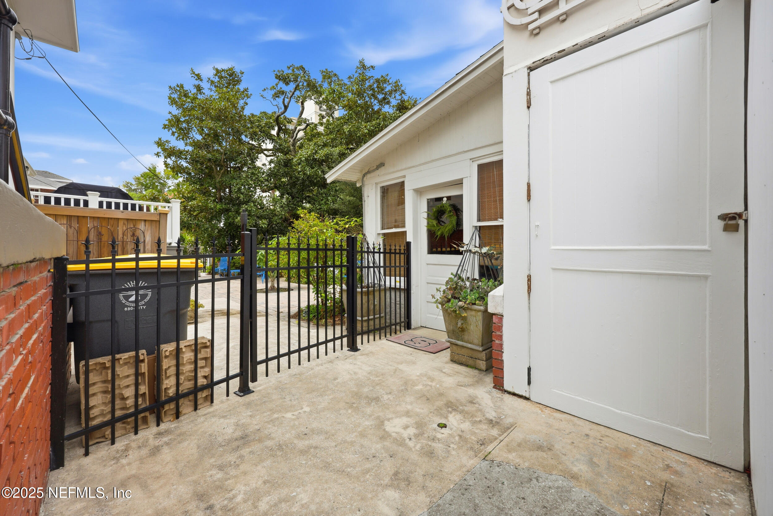 1718 OSCEOLA Street