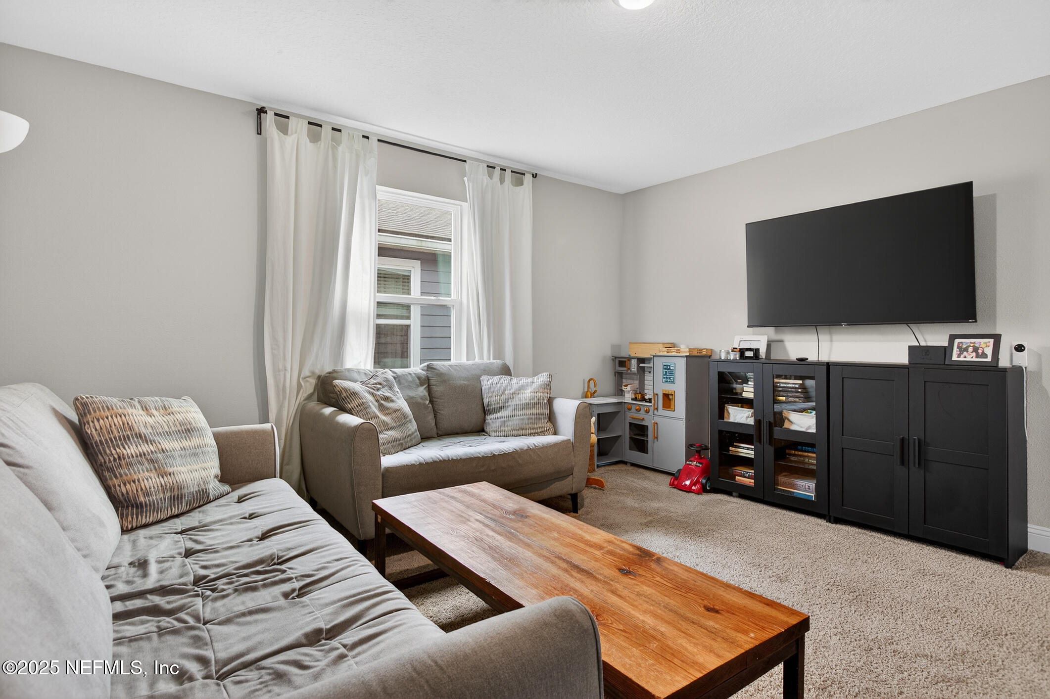 13659 HOLSINGER Boulevard