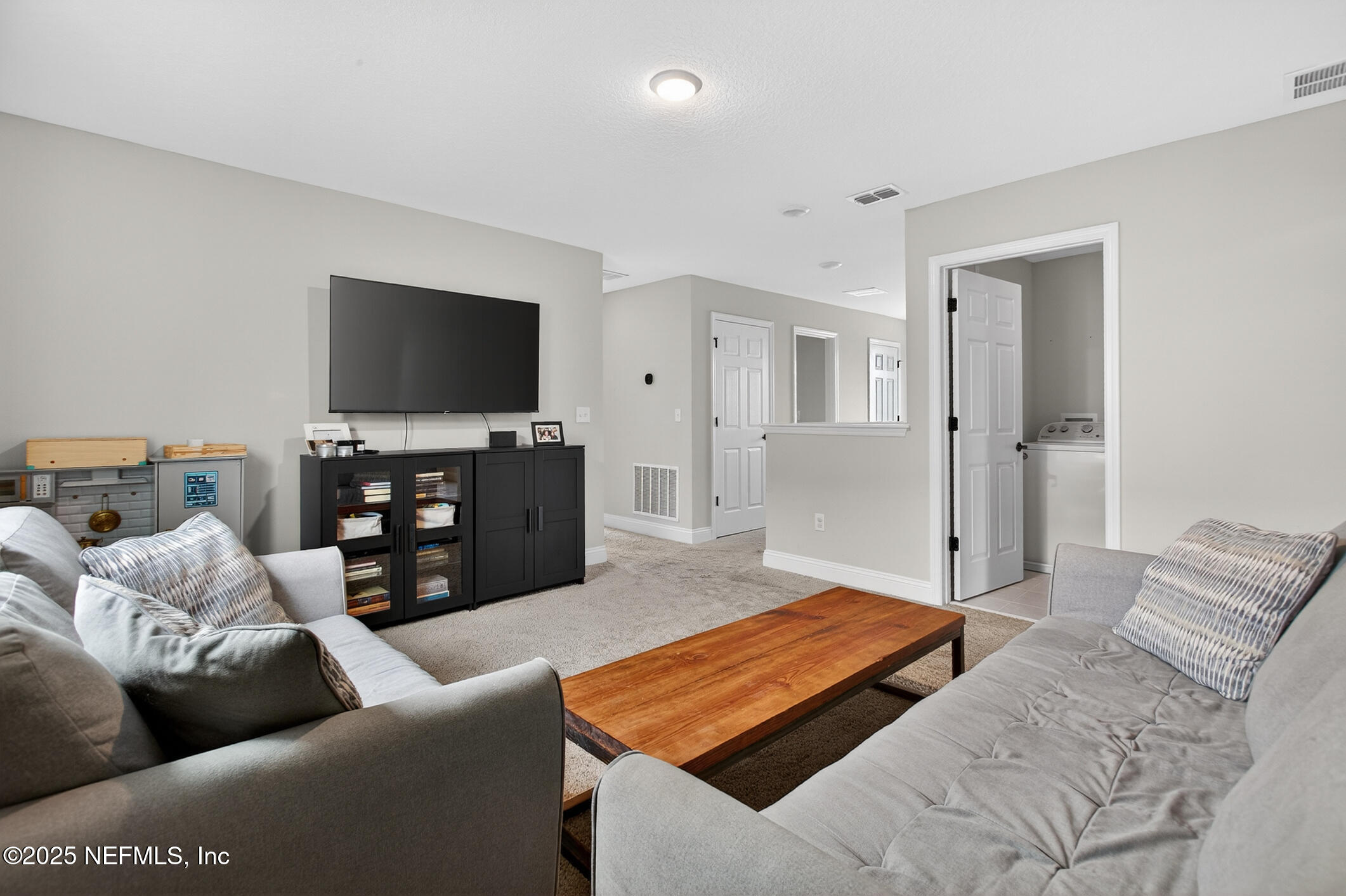 13659 HOLSINGER Boulevard