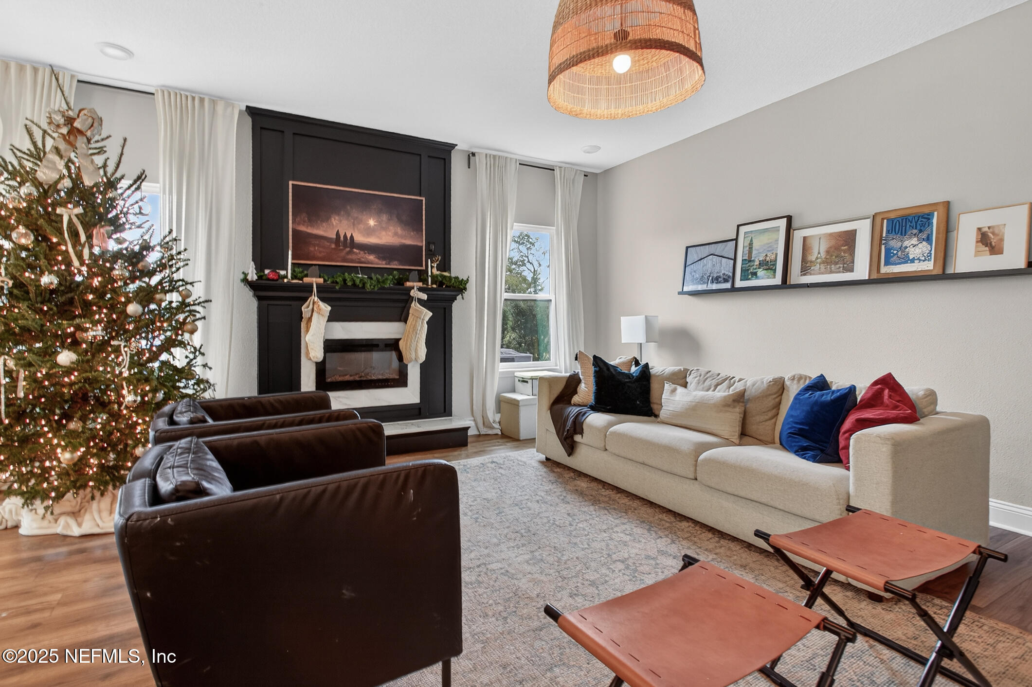 13659 HOLSINGER Boulevard