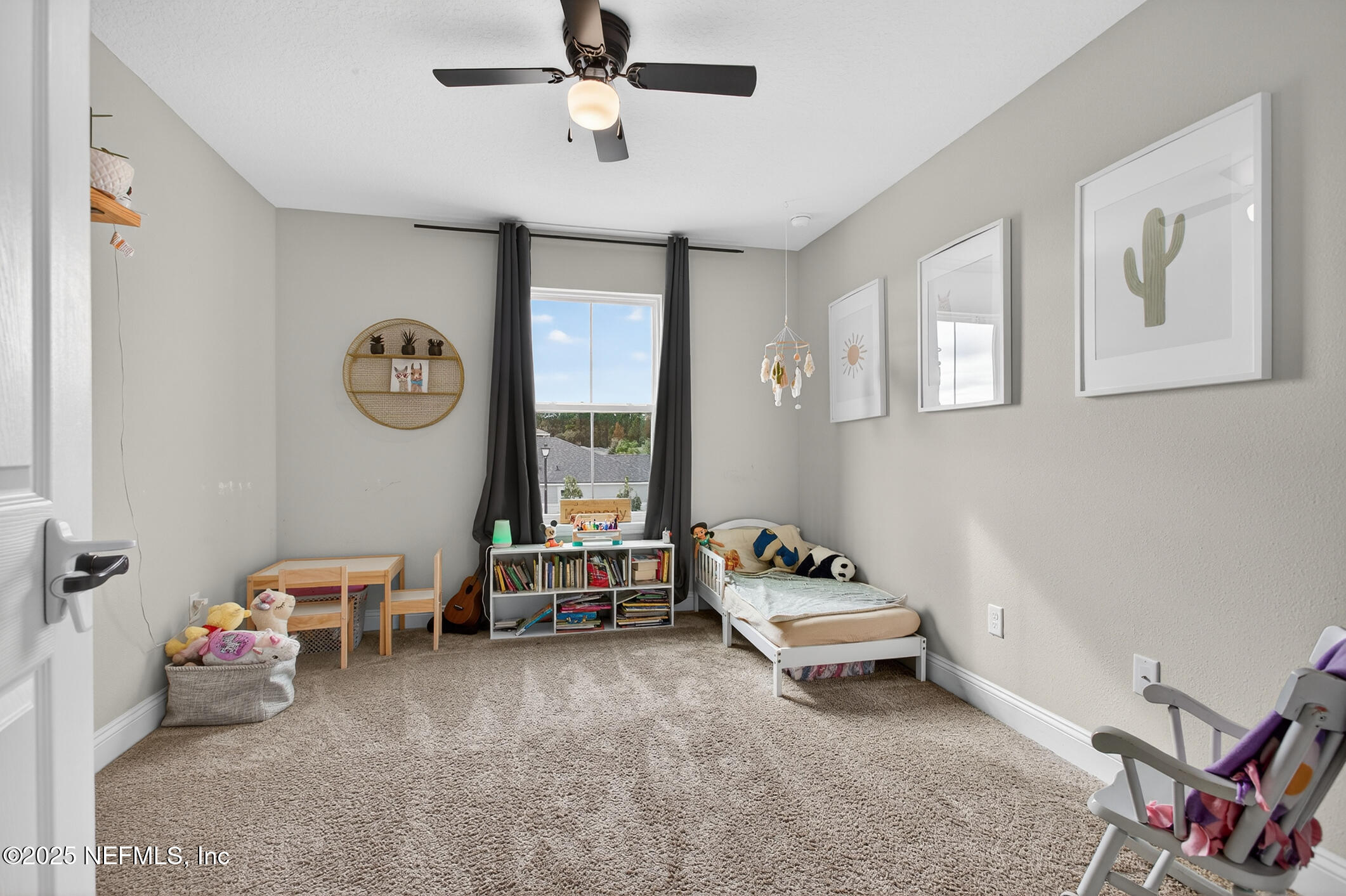 13659 HOLSINGER Boulevard