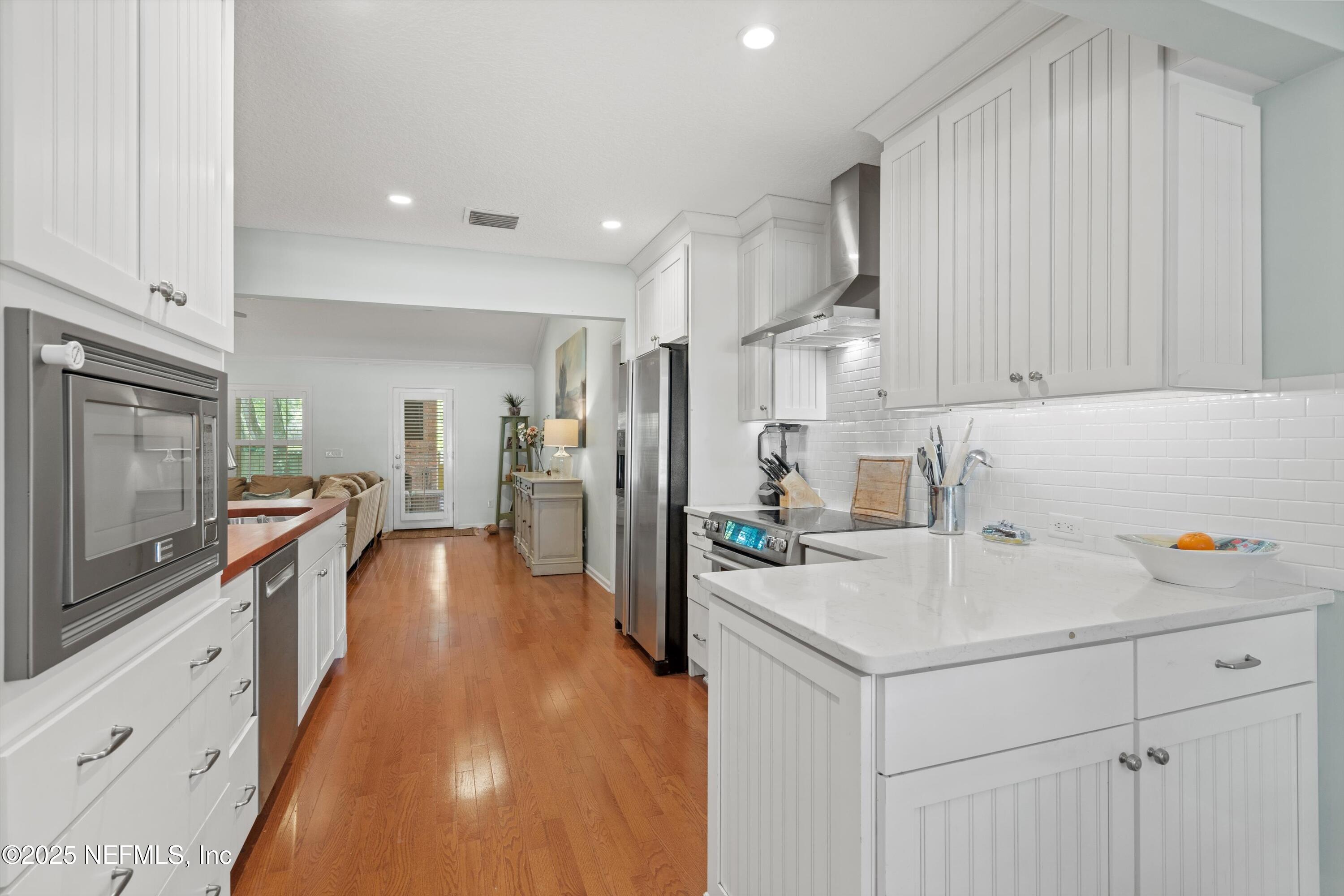 1344 WILLOW OAKS Drive S