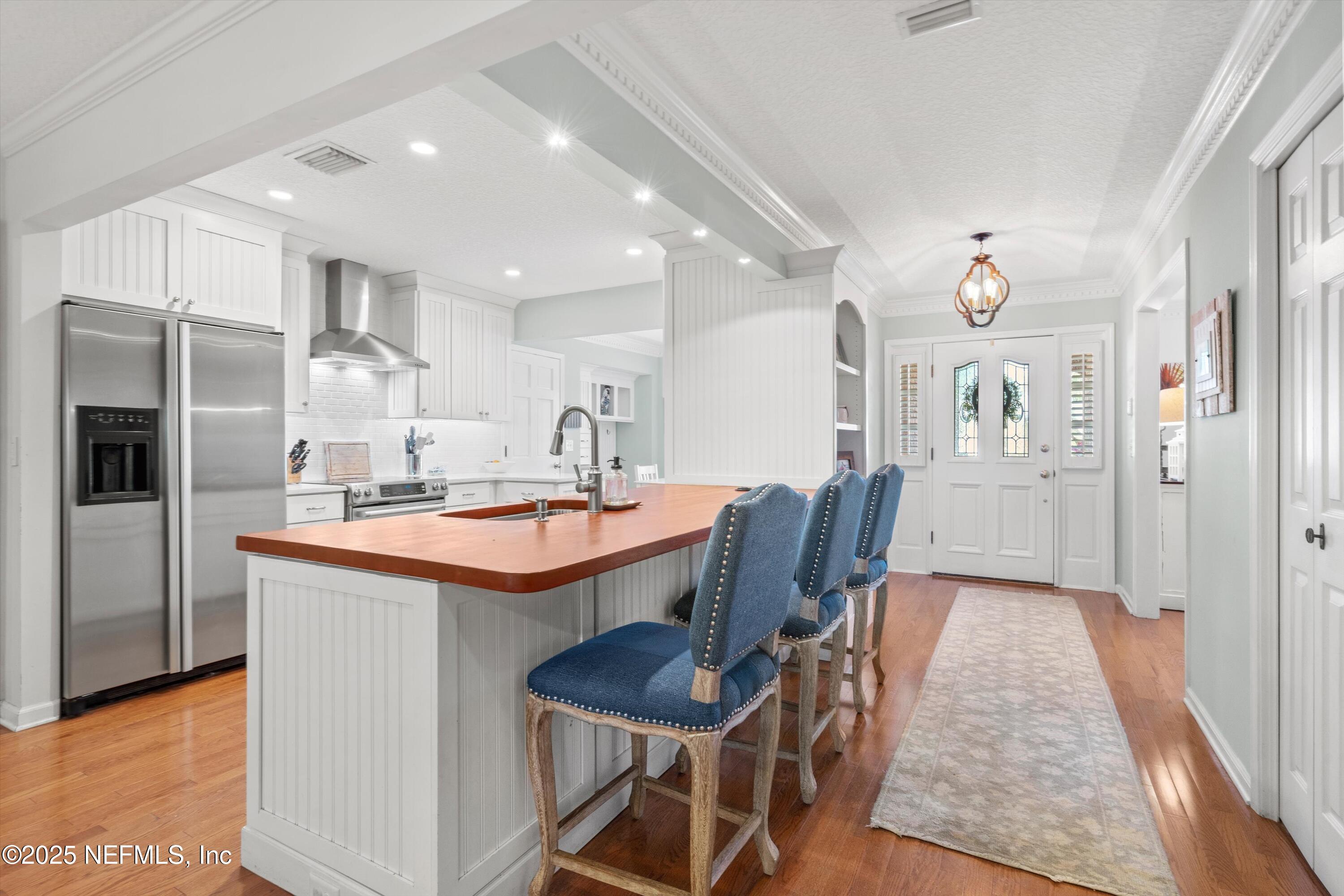 1344 WILLOW OAKS Drive S