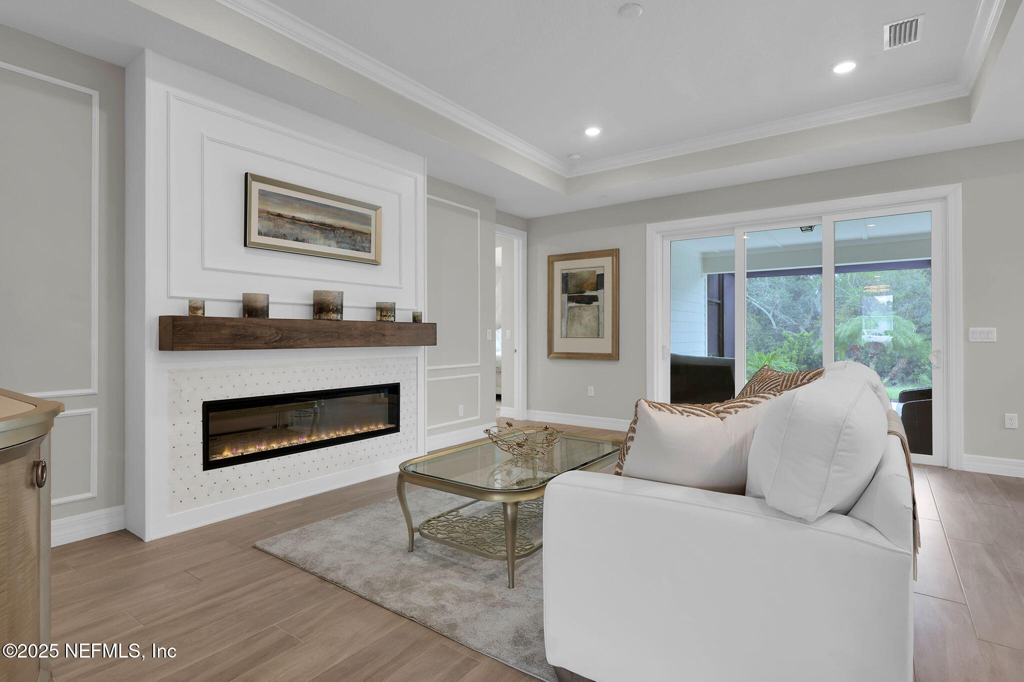 576 TIMBER LIGHT Trail