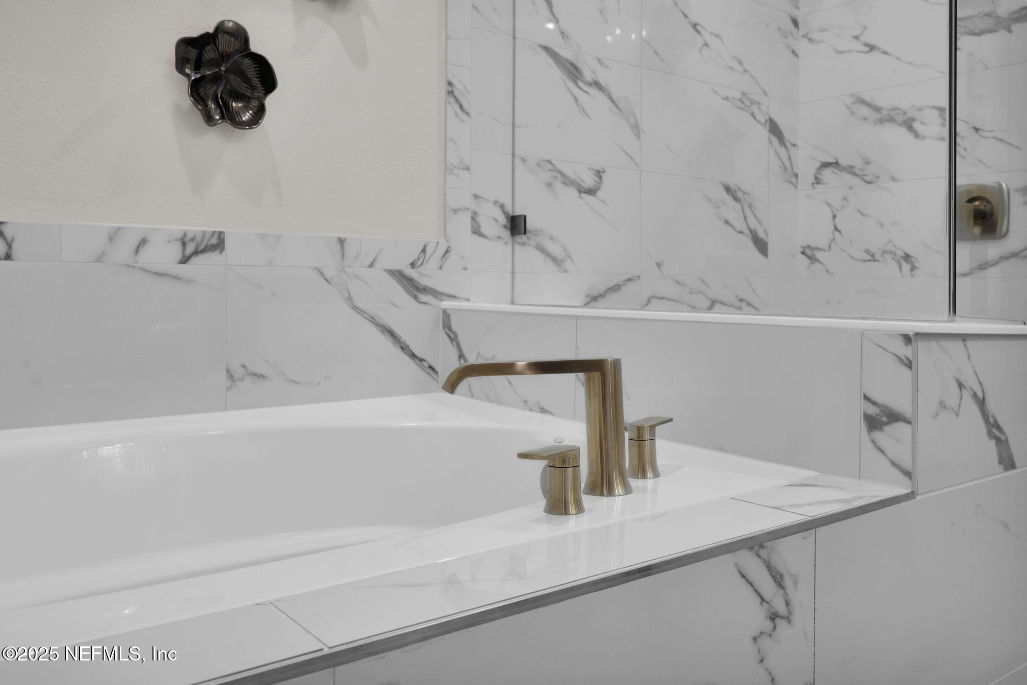 576 TIMBER LIGHT Trail