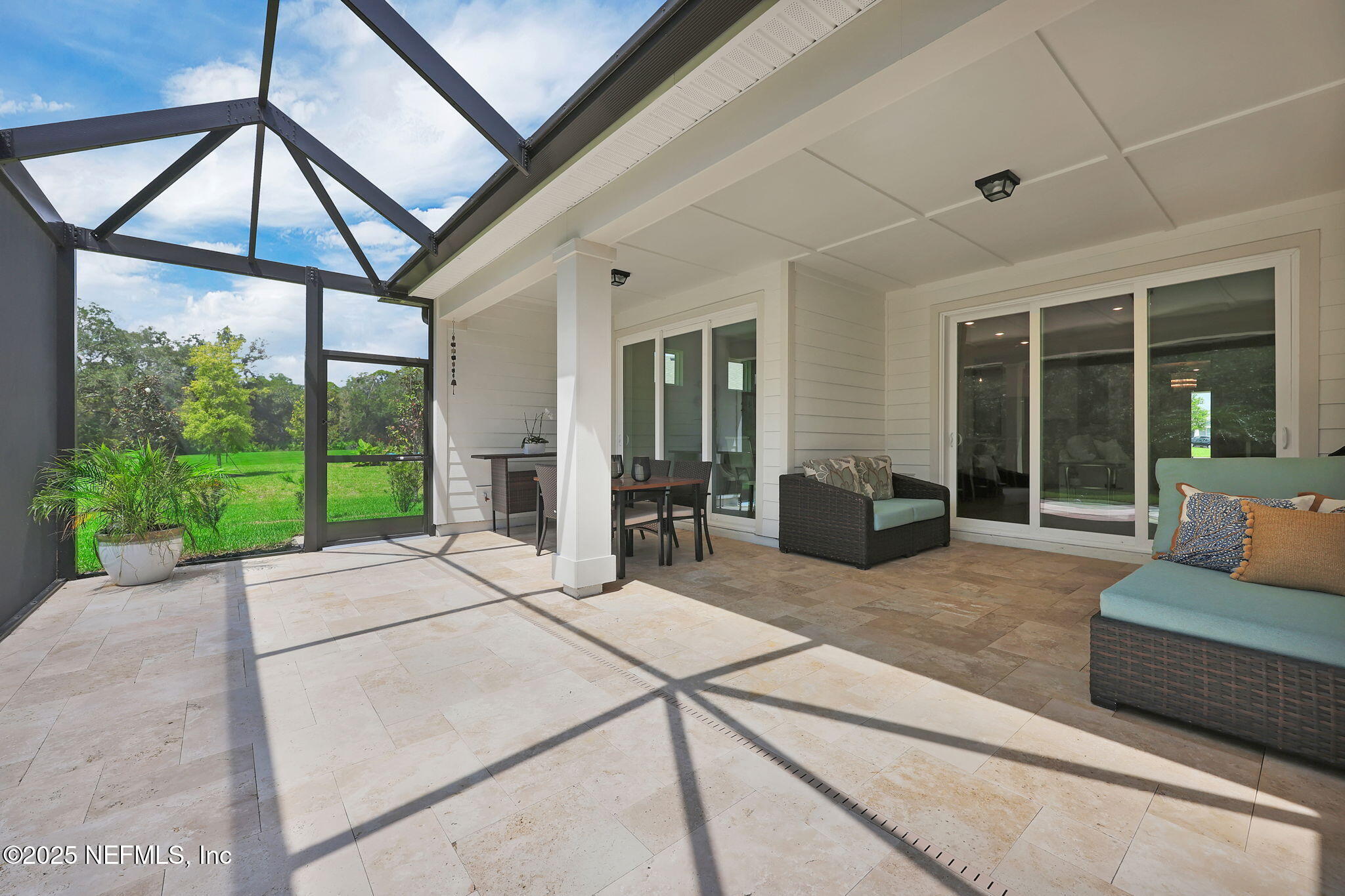 576 TIMBER LIGHT Trail