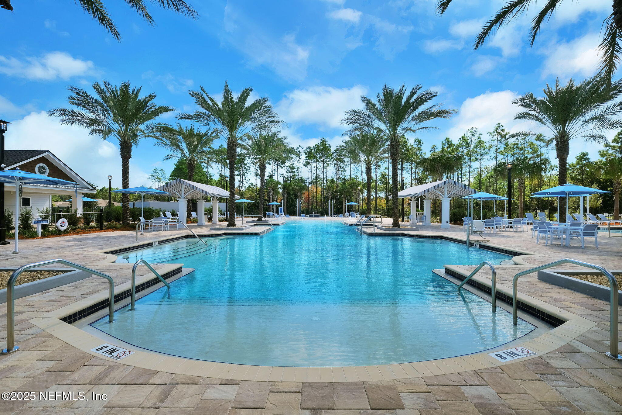 576 TIMBER LIGHT Trail