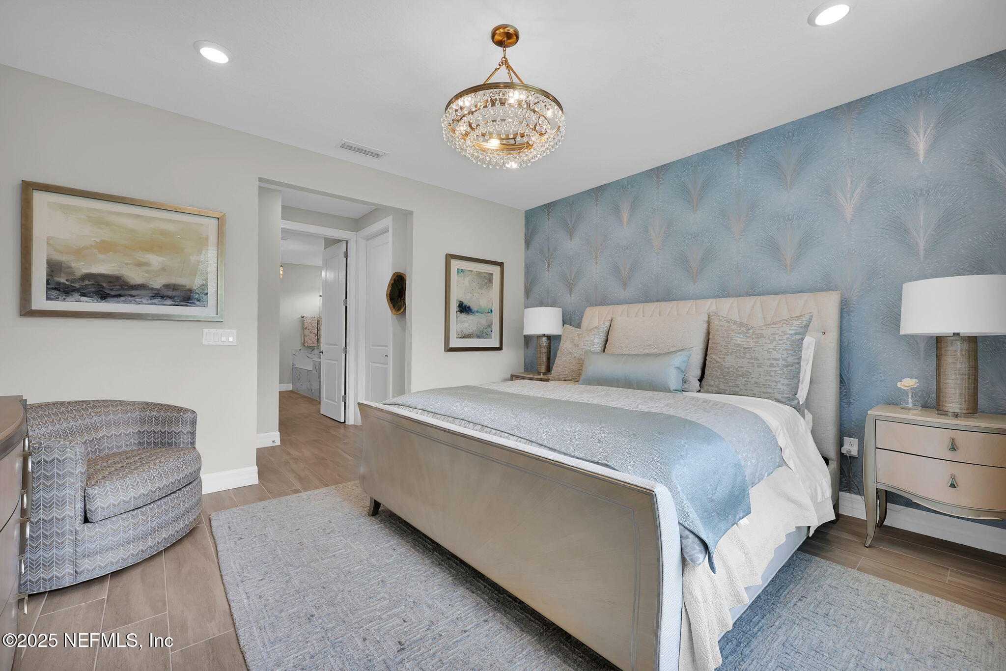 576 TIMBER LIGHT Trail