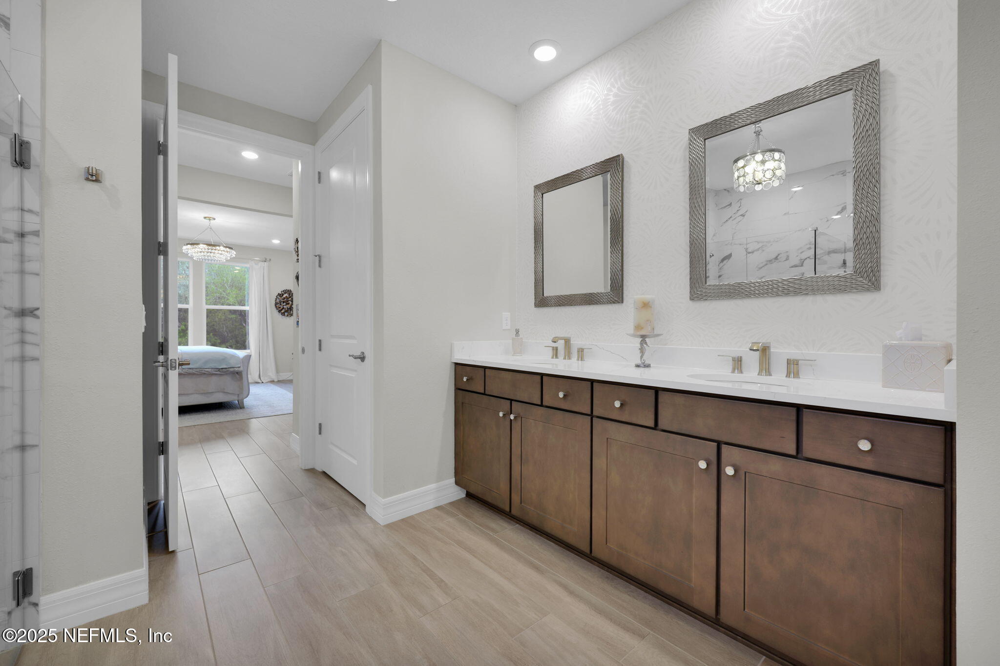 576 TIMBER LIGHT Trail