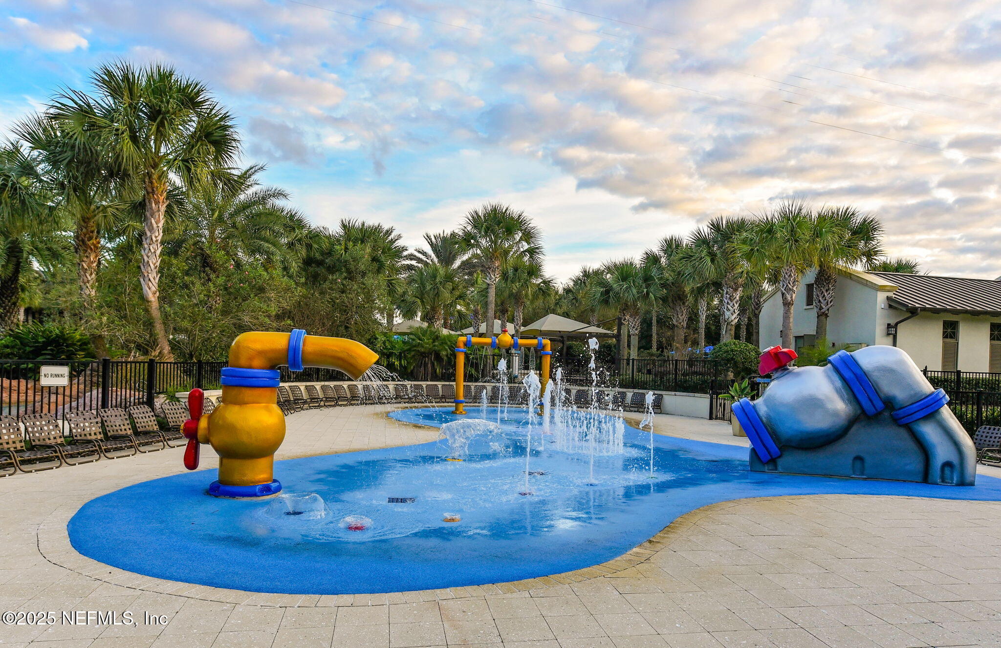 576 TIMBER LIGHT Trail