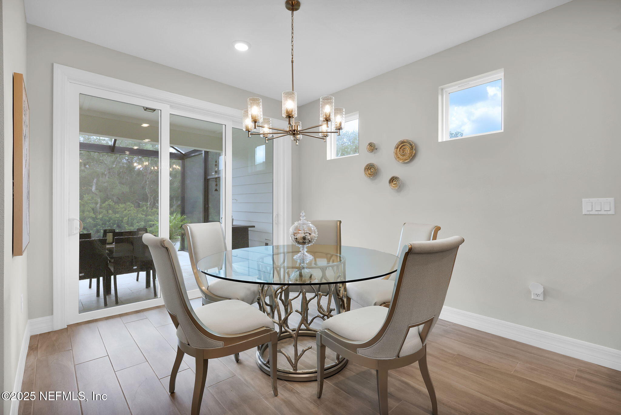 576 TIMBER LIGHT Trail