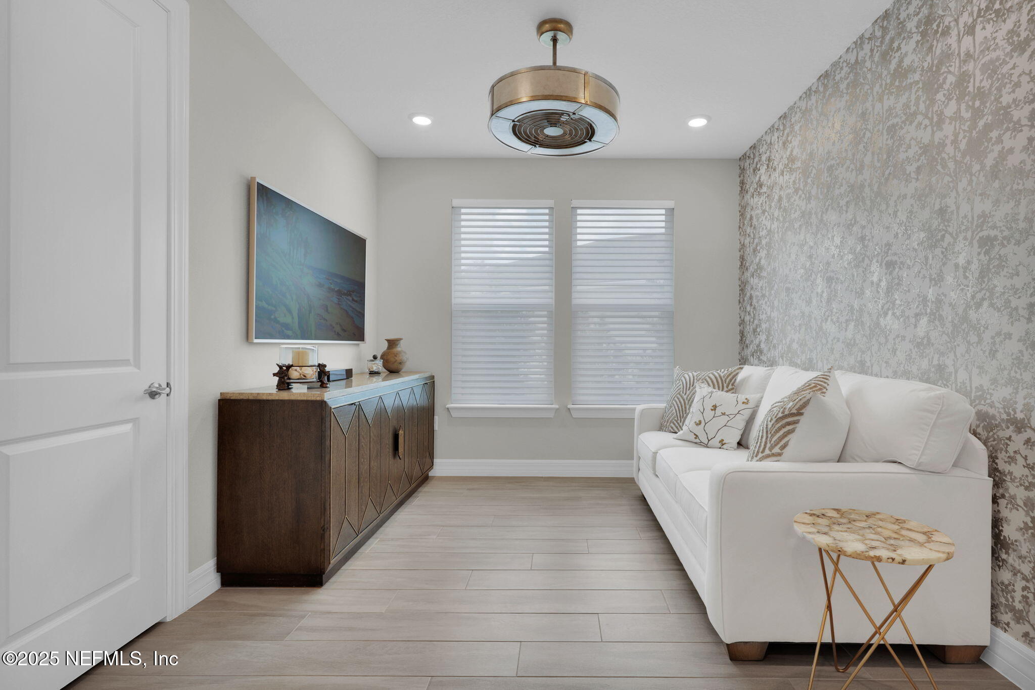 576 TIMBER LIGHT Trail