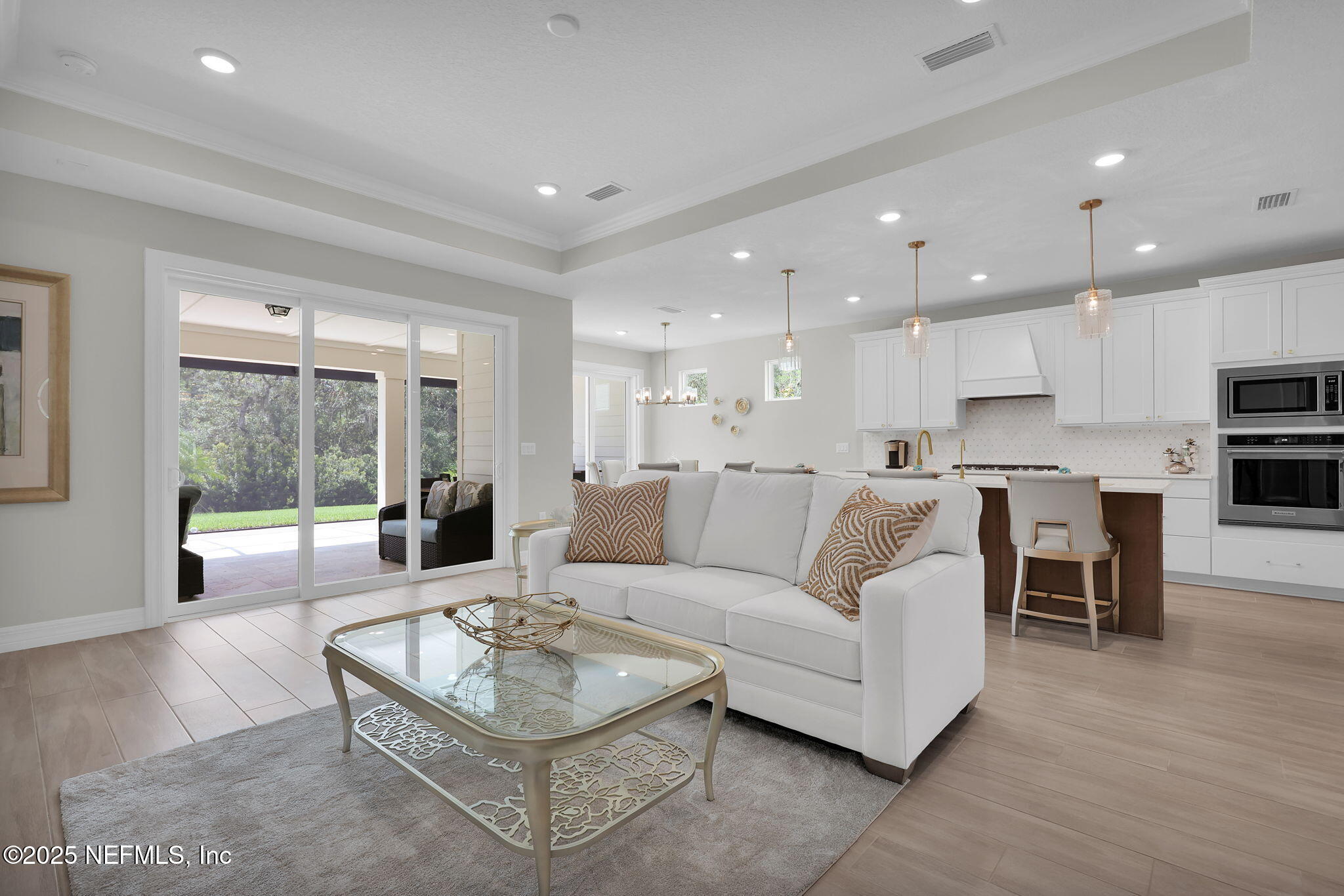 576 TIMBER LIGHT Trail