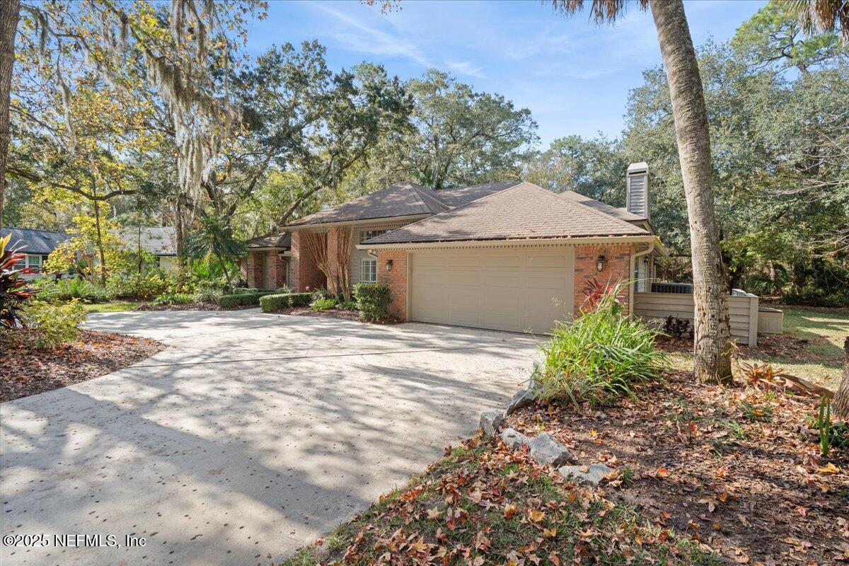 7007 CYPRESS BRIDGE Drive N