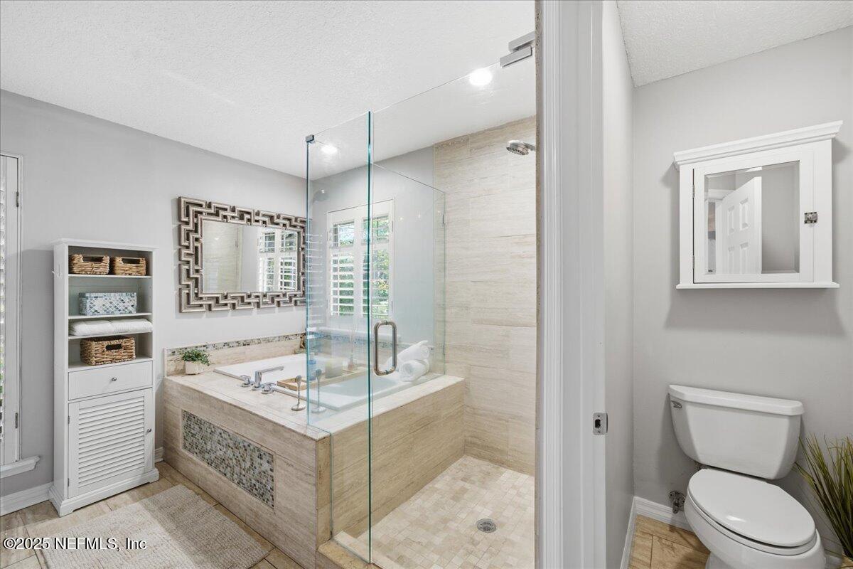 7007 CYPRESS BRIDGE Drive N