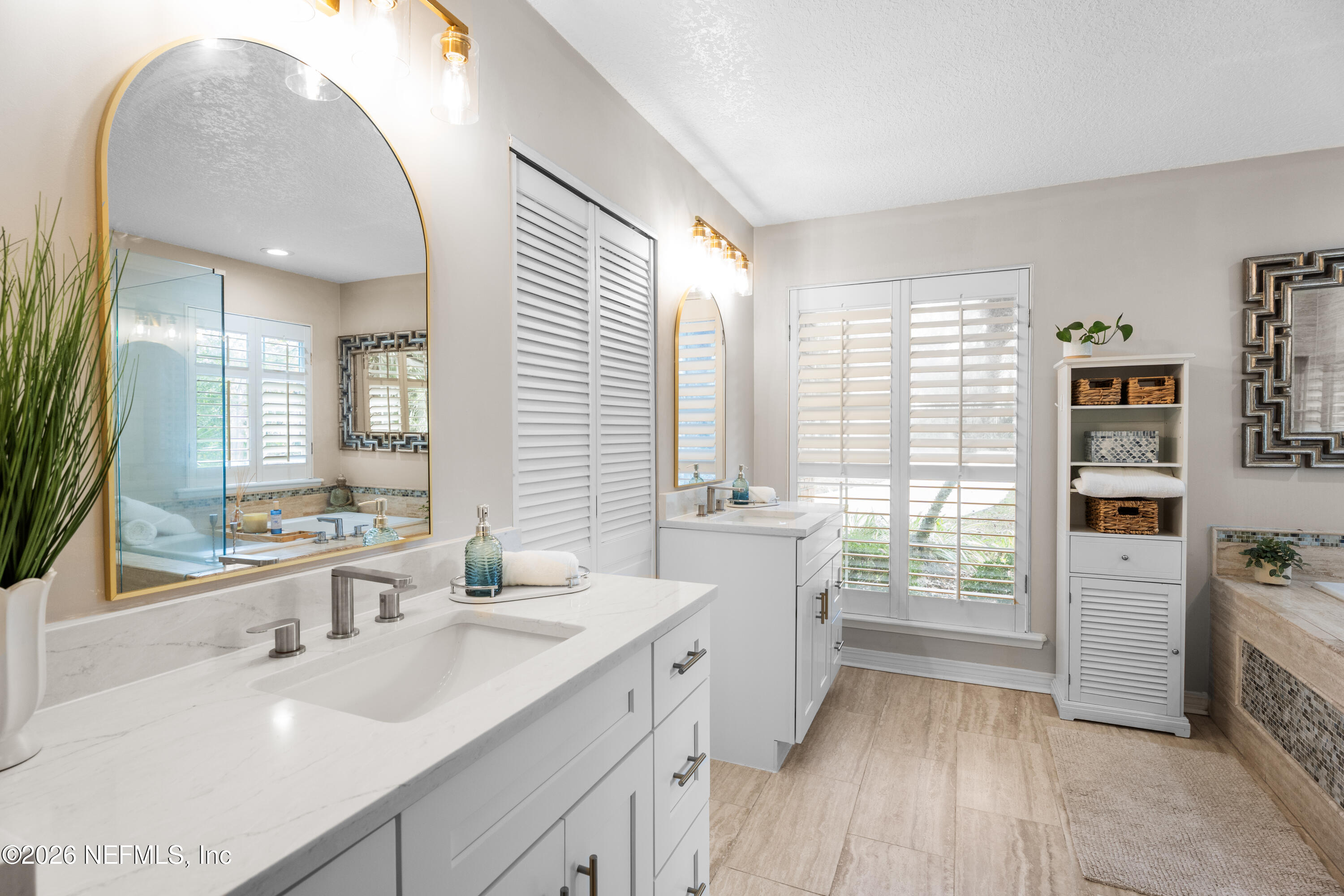 7007 CYPRESS BRIDGE Drive N