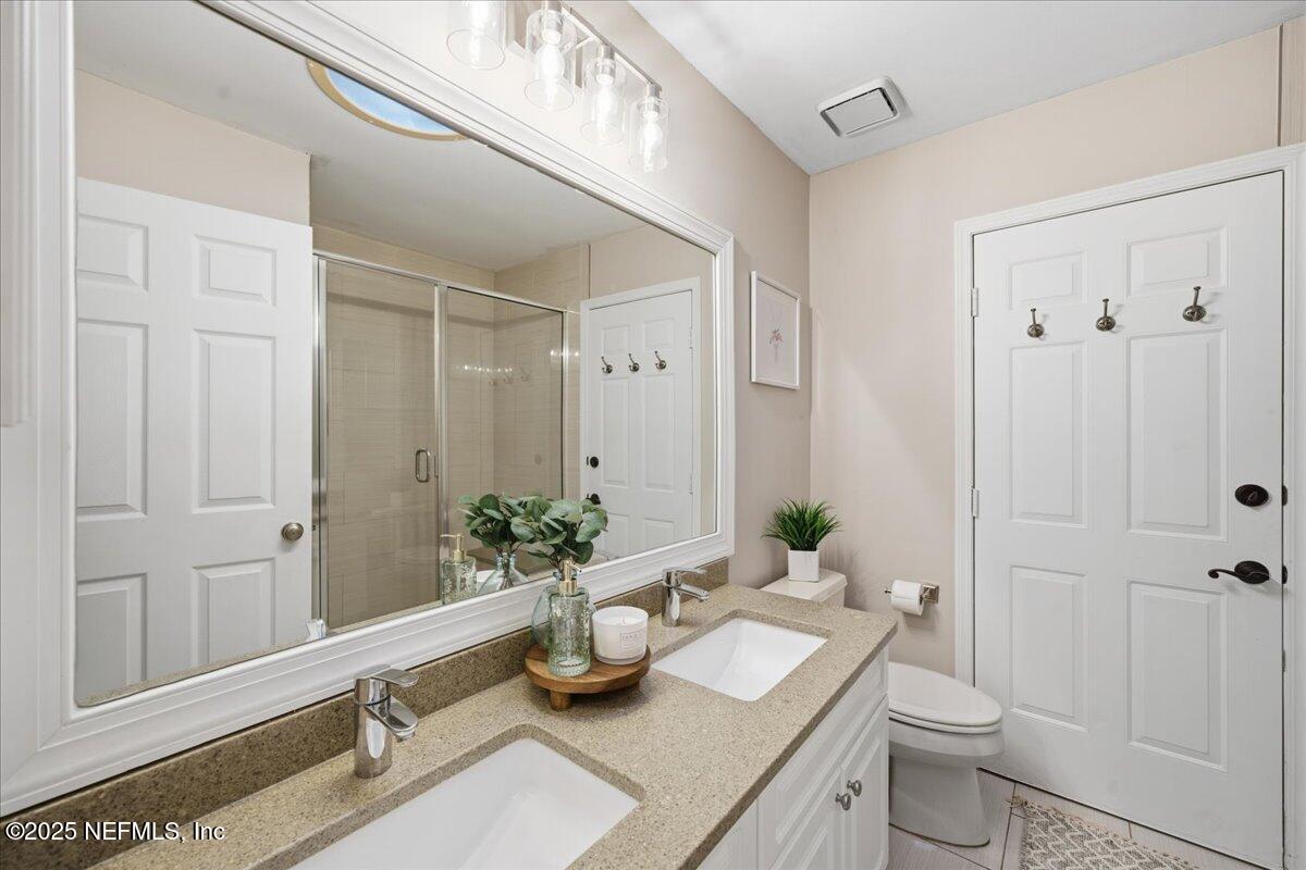 7007 CYPRESS BRIDGE Drive N