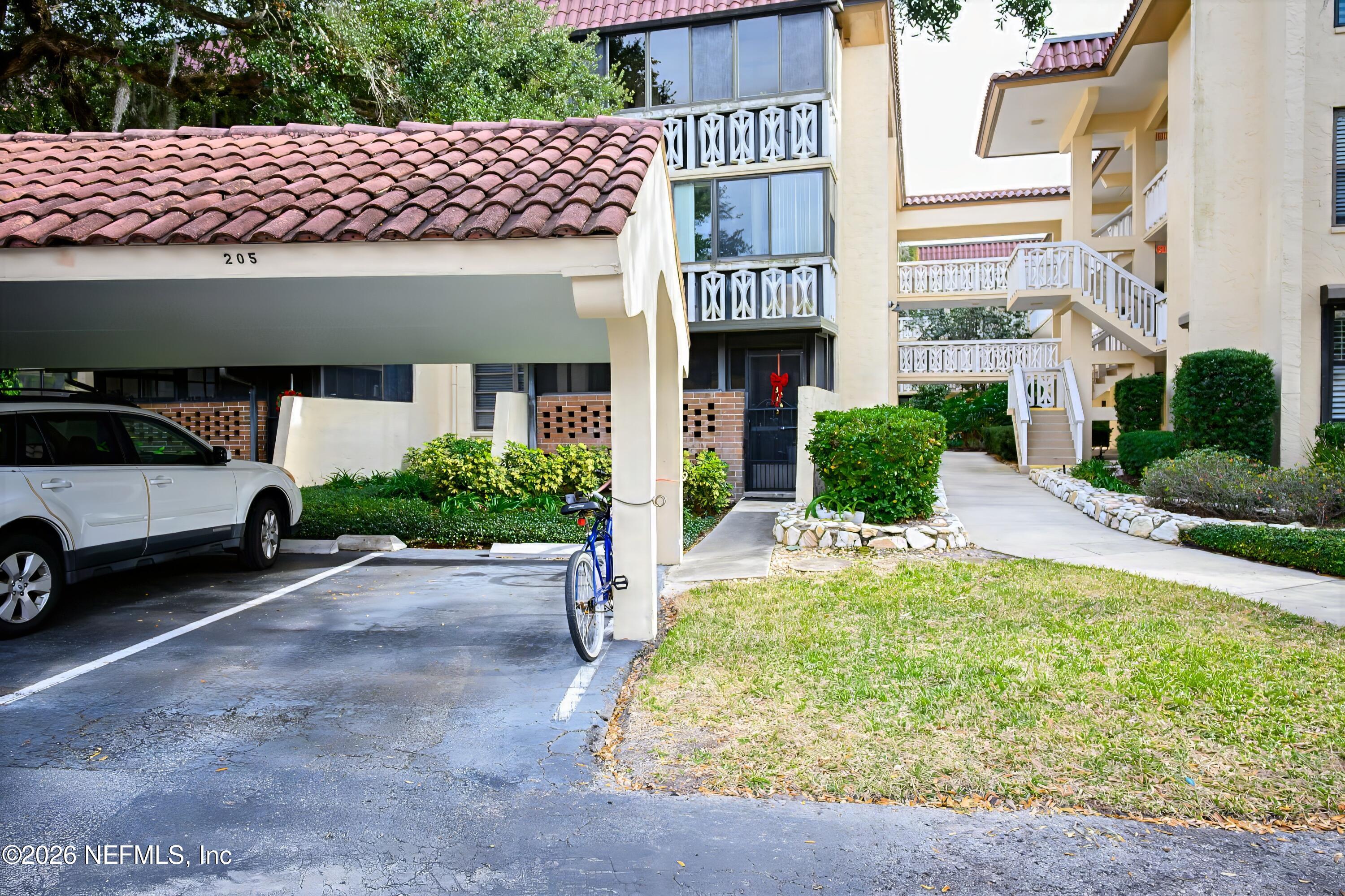 1820 SEVILLA Boulevard 205