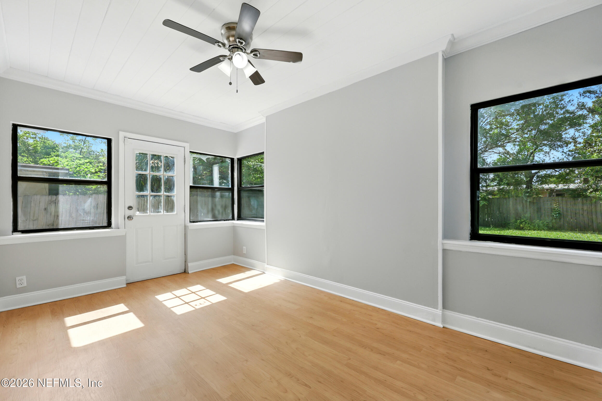 6552 SHADY OAK Drive