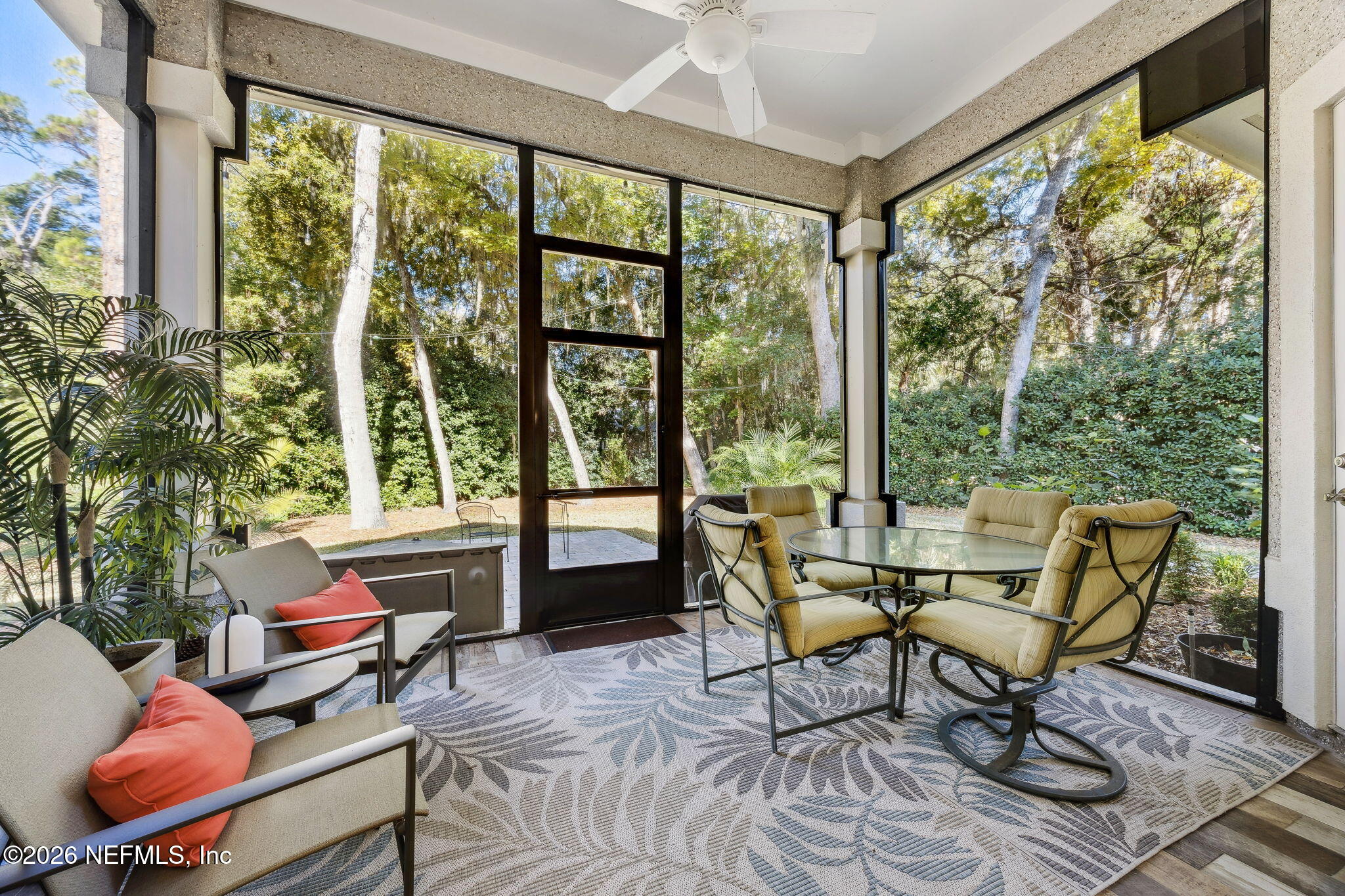 4 MOSS OAKS Drive