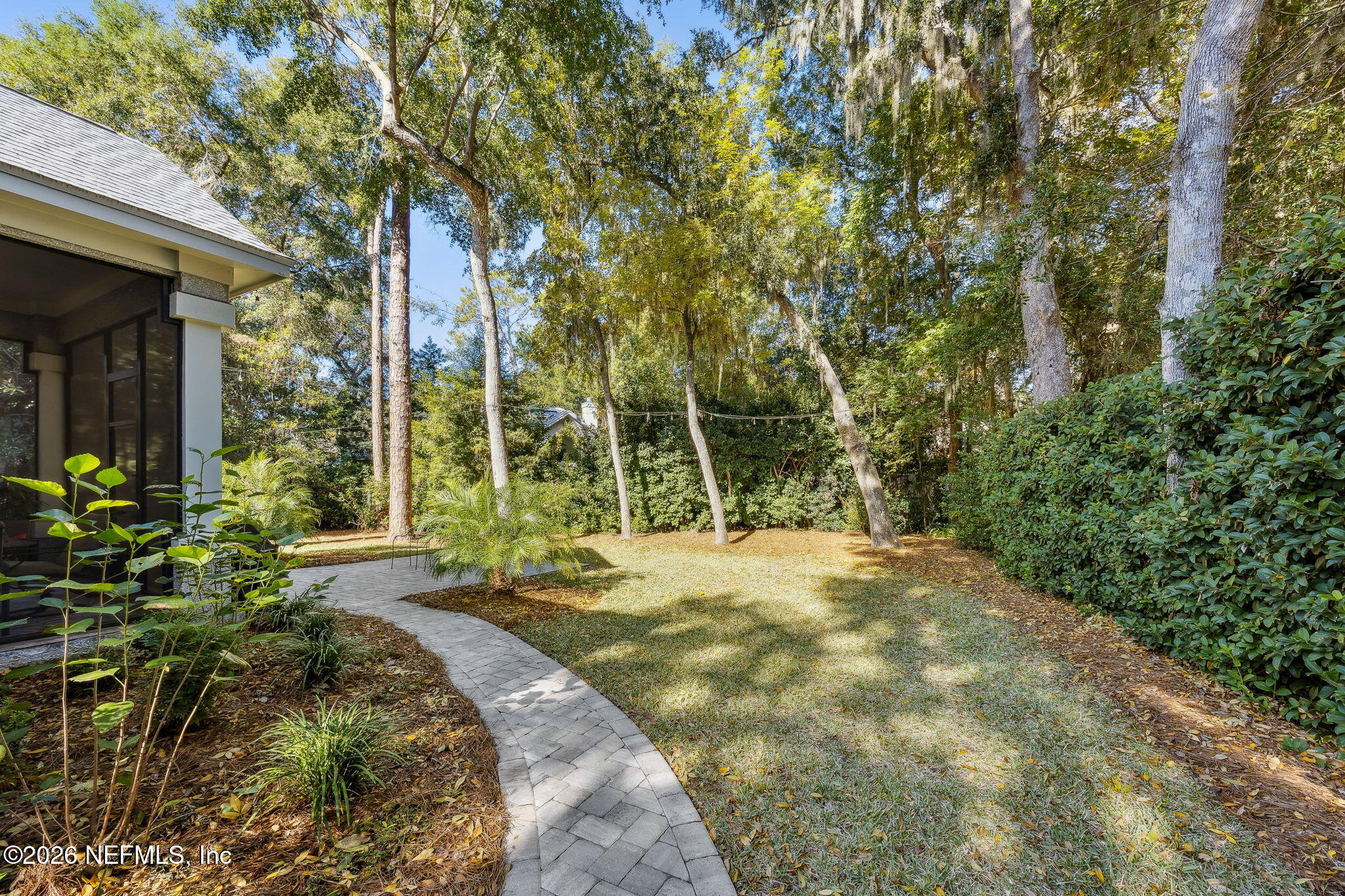 4 MOSS OAKS Drive