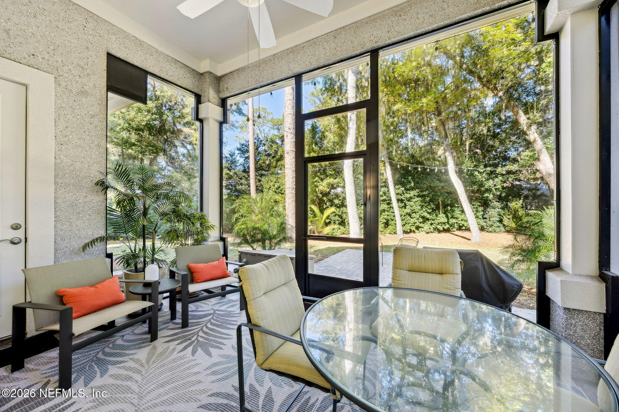 4 MOSS OAKS Drive