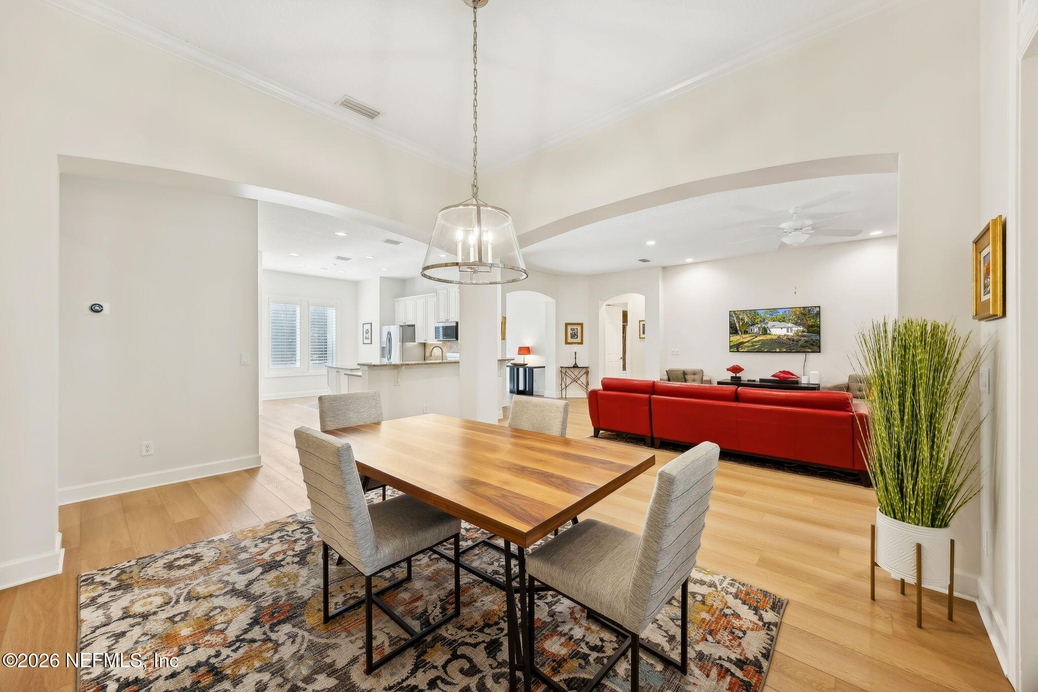 4 MOSS OAKS Drive