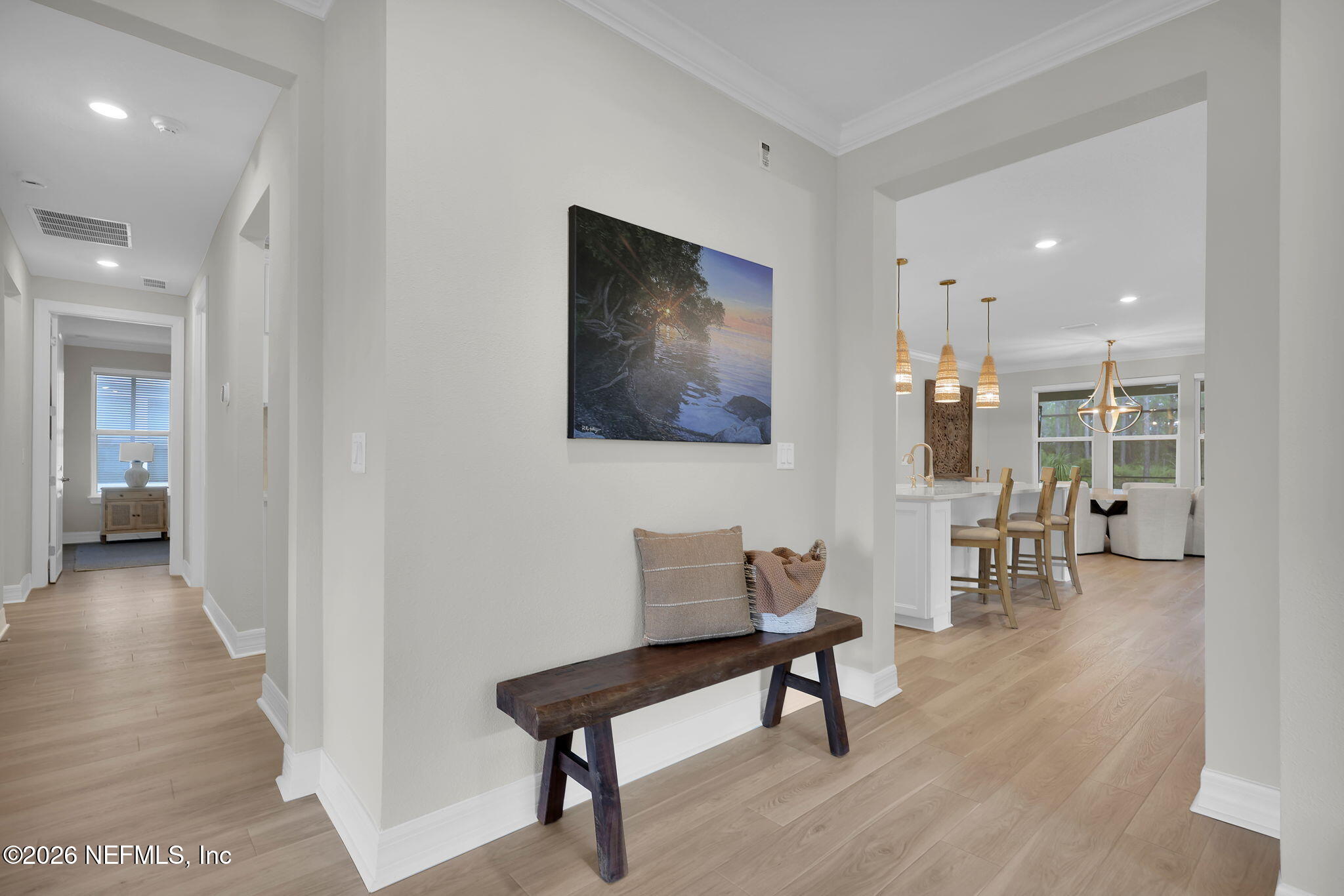 638 CURVED BAY Trail