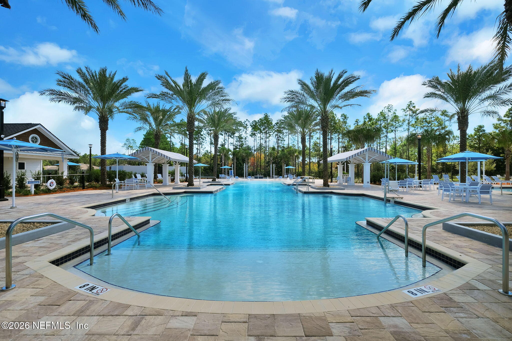 638 CURVED BAY Trail