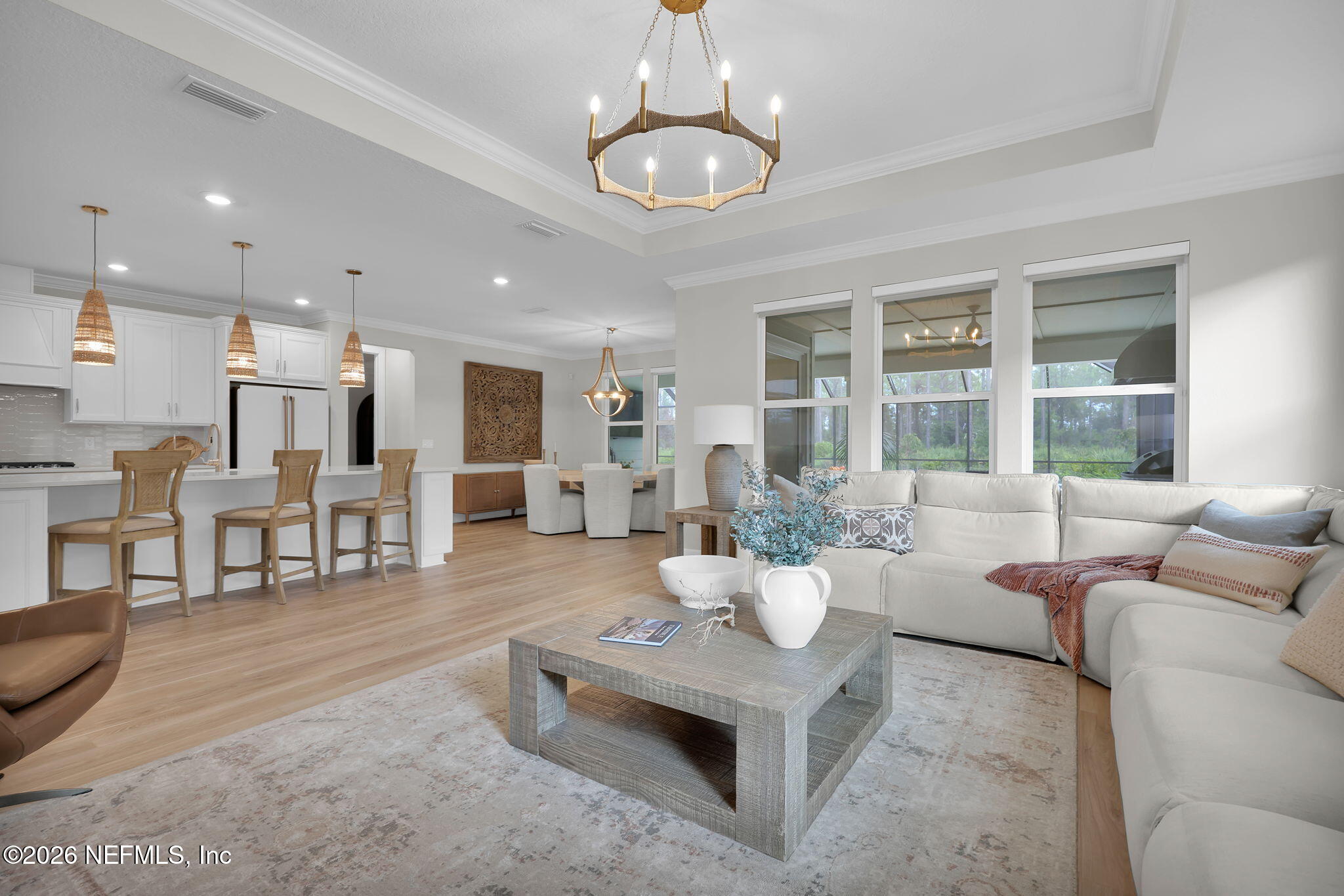 638 CURVED BAY Trail