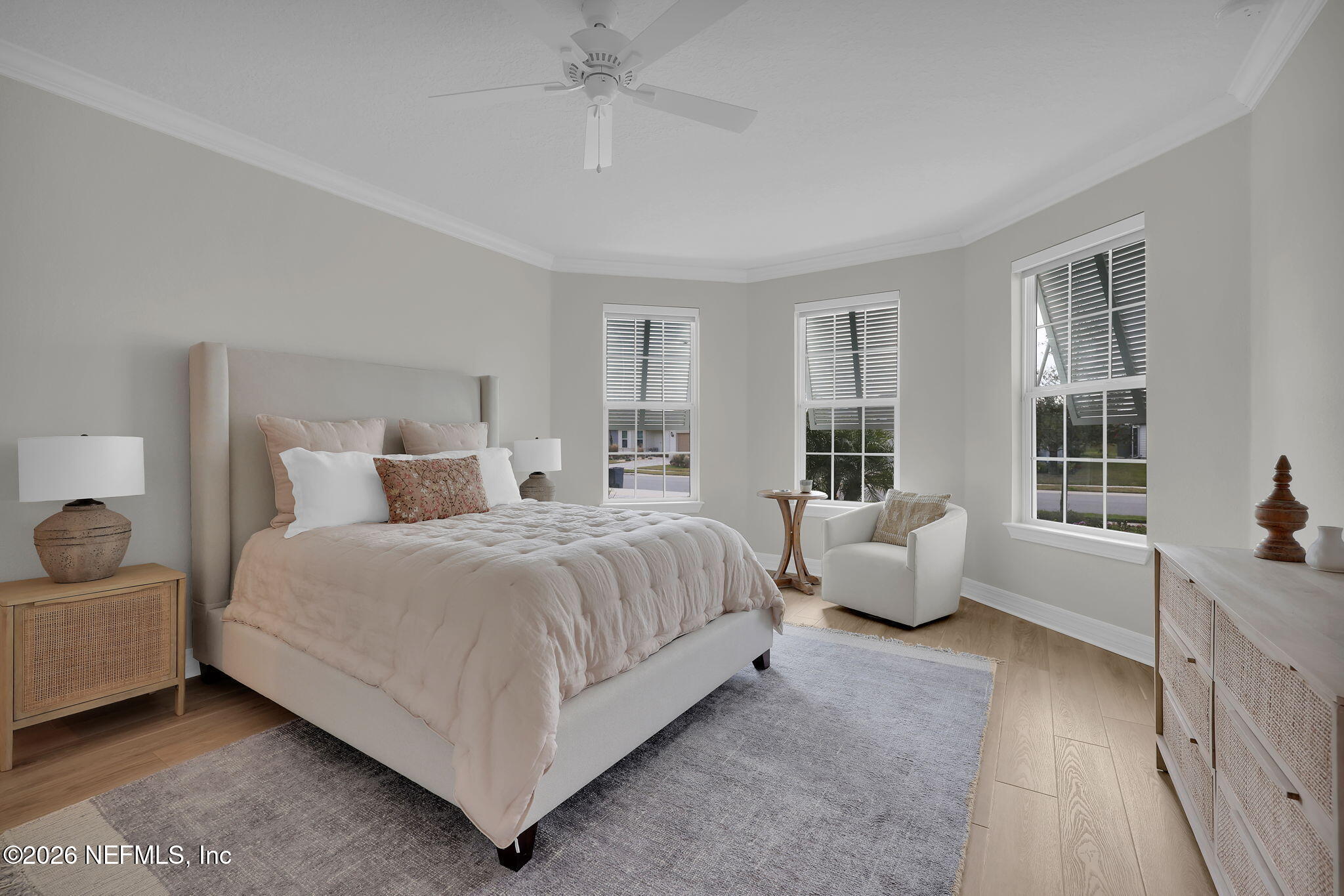 638 CURVED BAY Trail