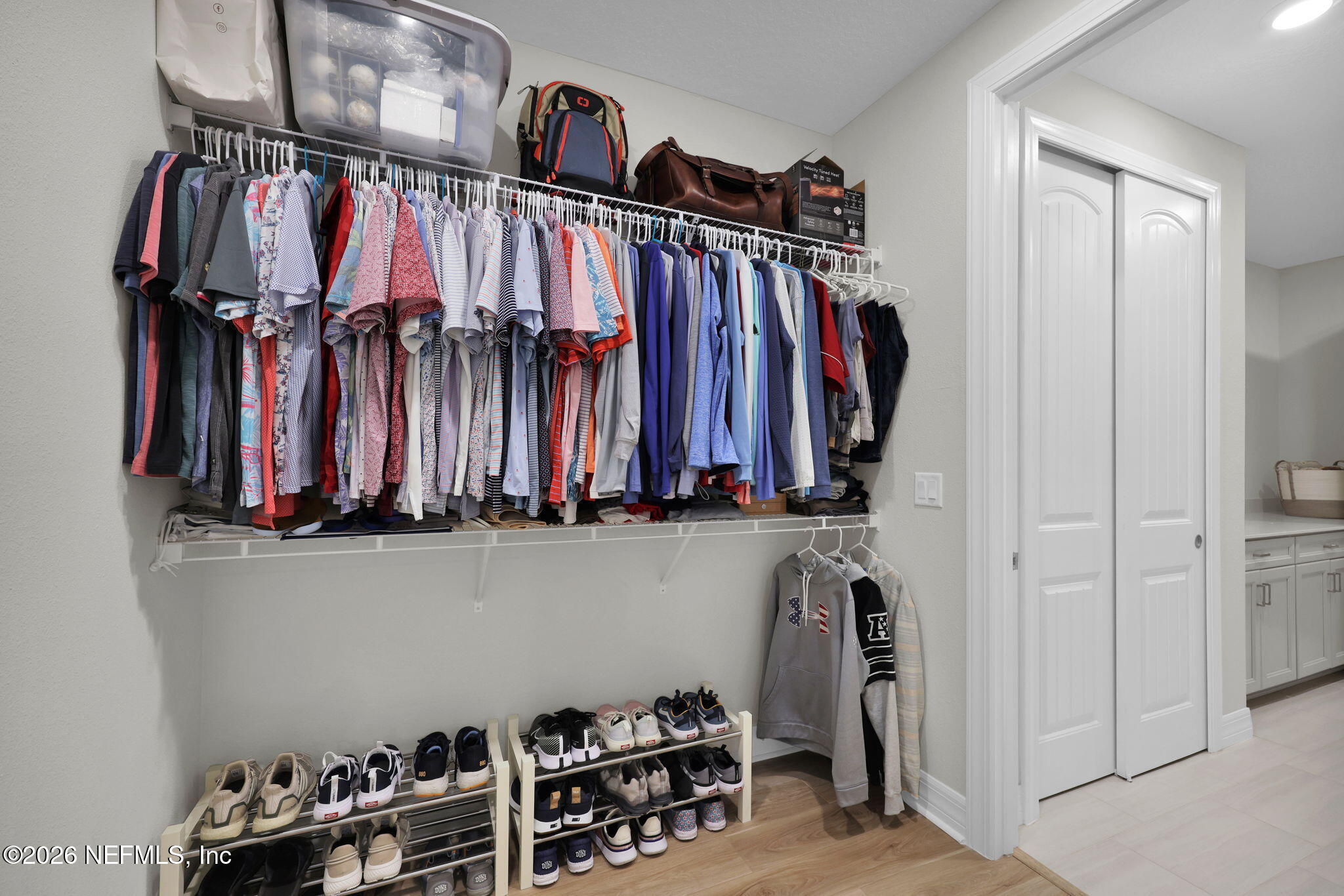 638 CURVED BAY Trail