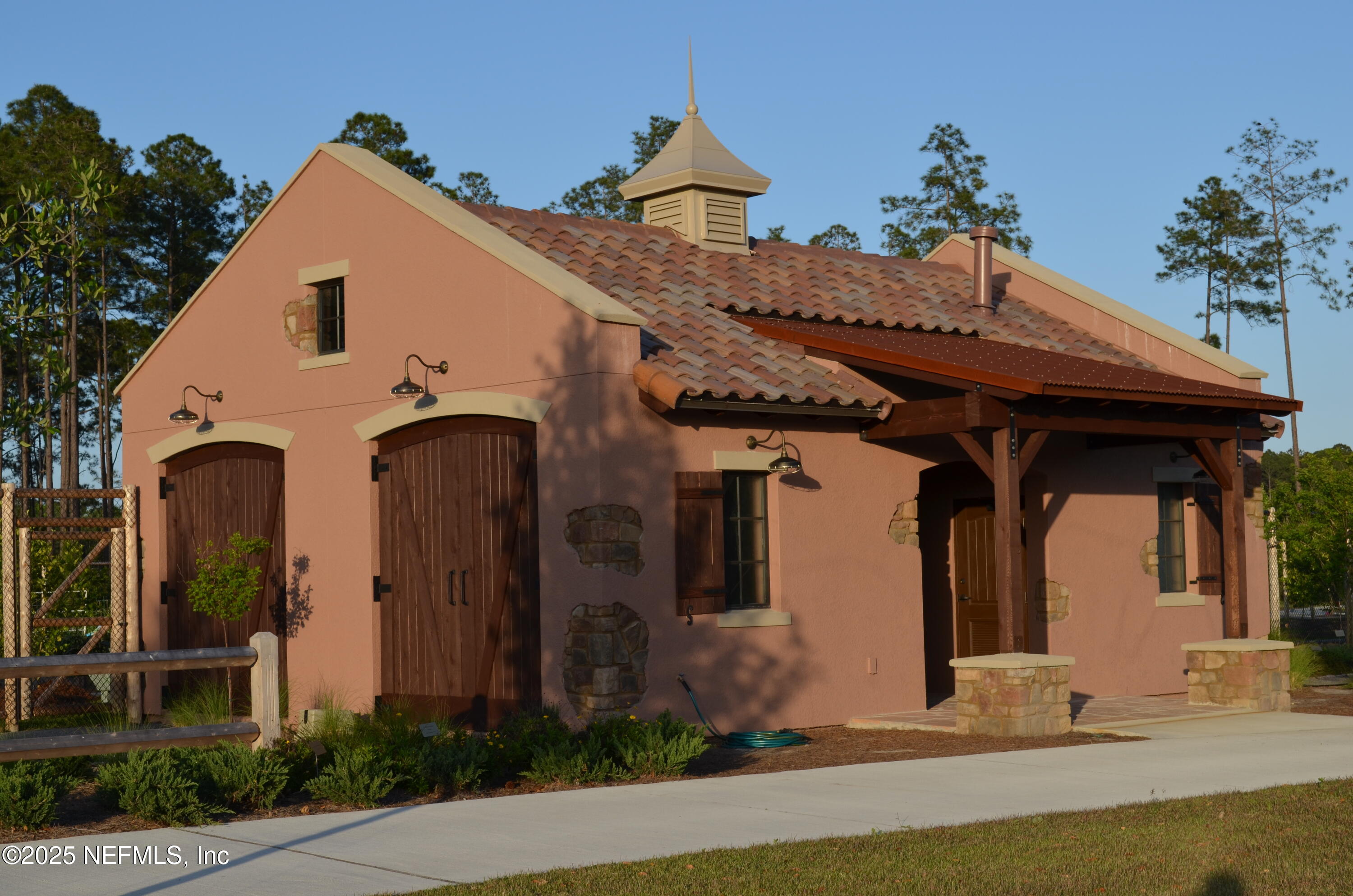 113 MARSH HOLLOW Road