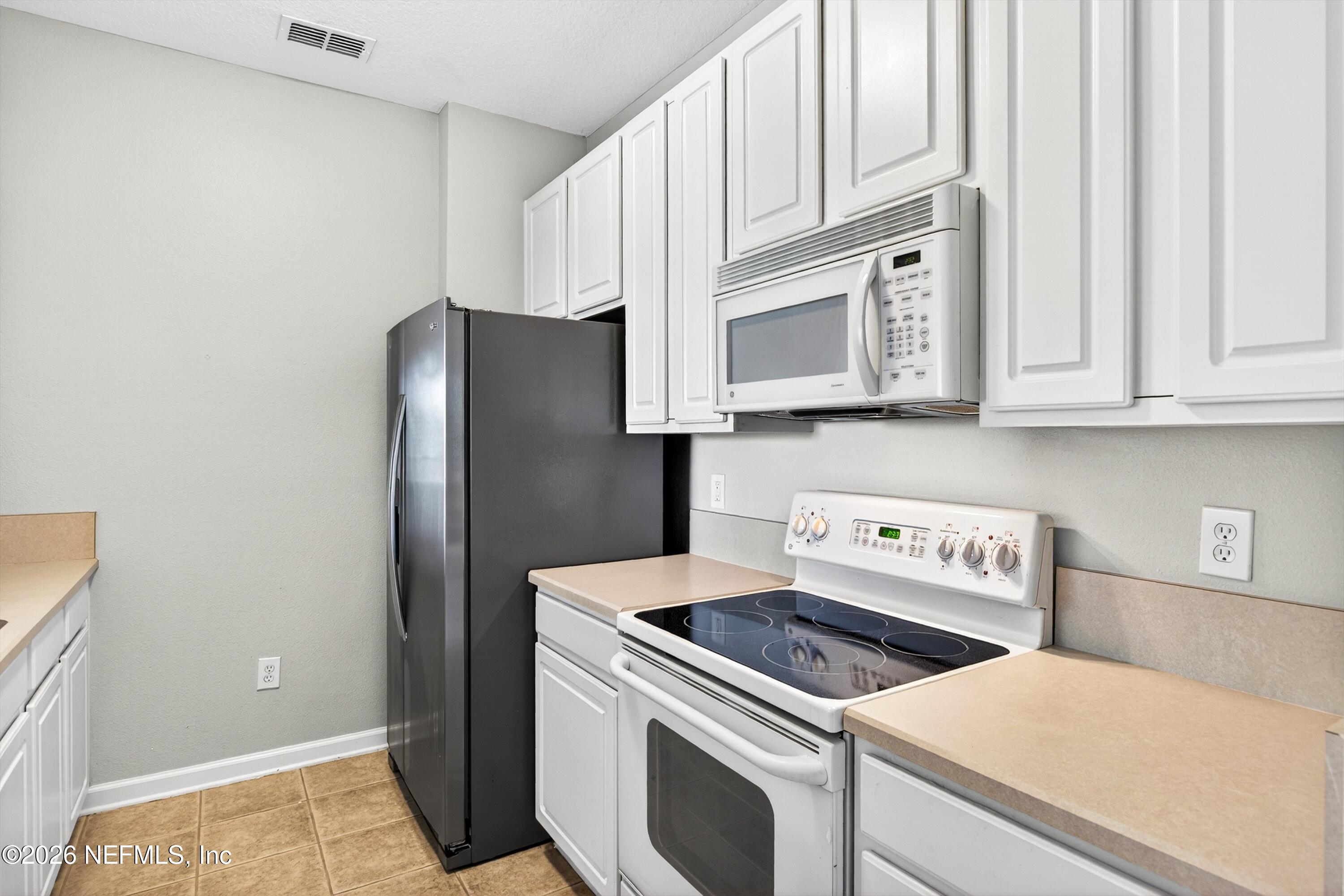 7801 POINT MEADOWS Drive 2402