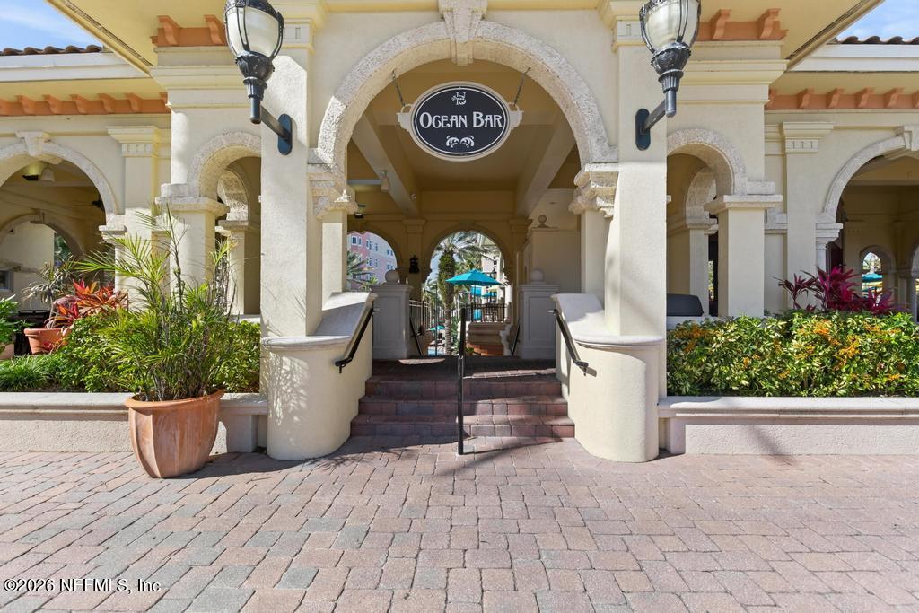 320 OCEAN CREST Drive