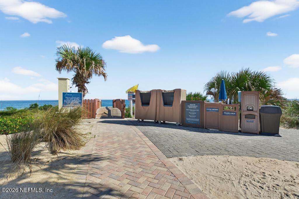 320 OCEAN CREST Drive