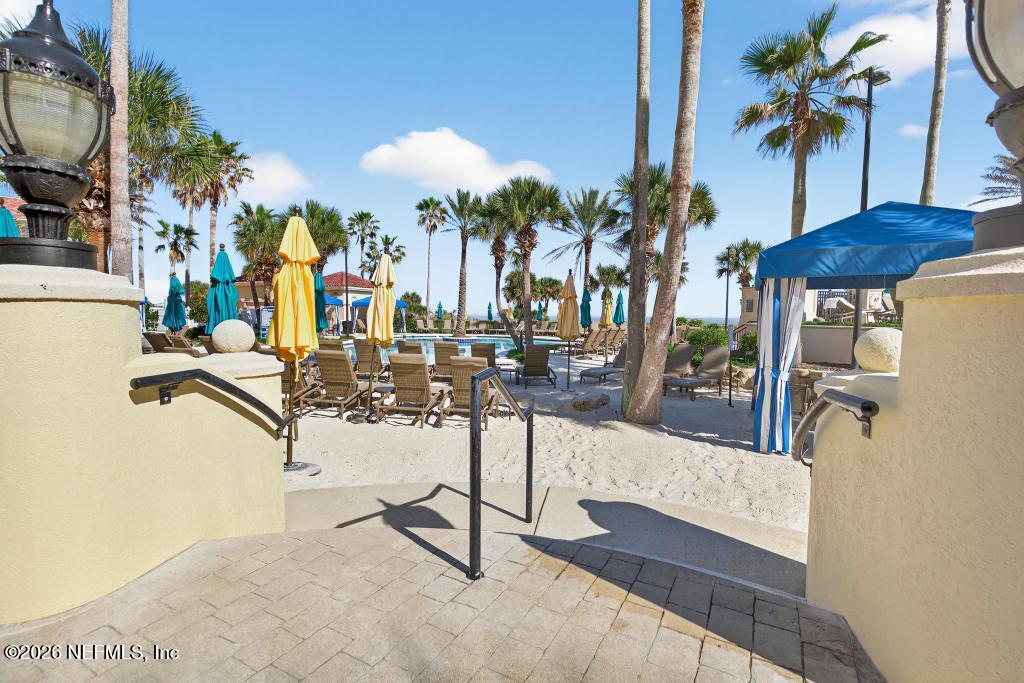 320 OCEAN CREST Drive