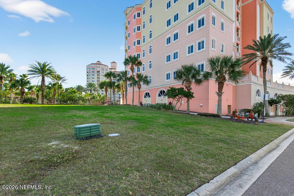 320 OCEAN CREST Drive