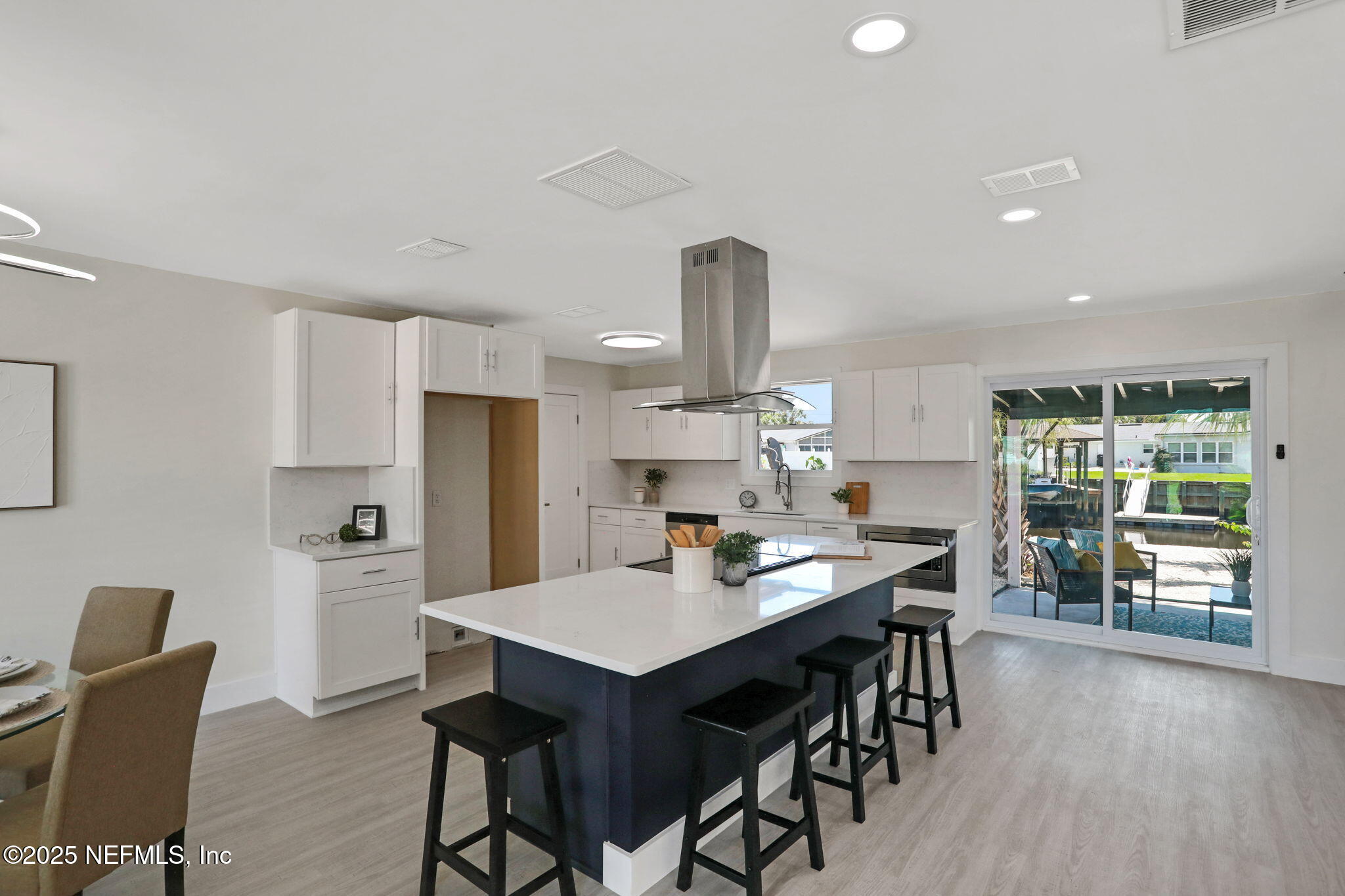 4109 TIDEVIEW Drive