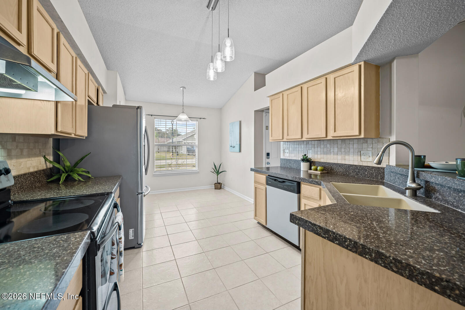 2091 MESA GRANDE Lane