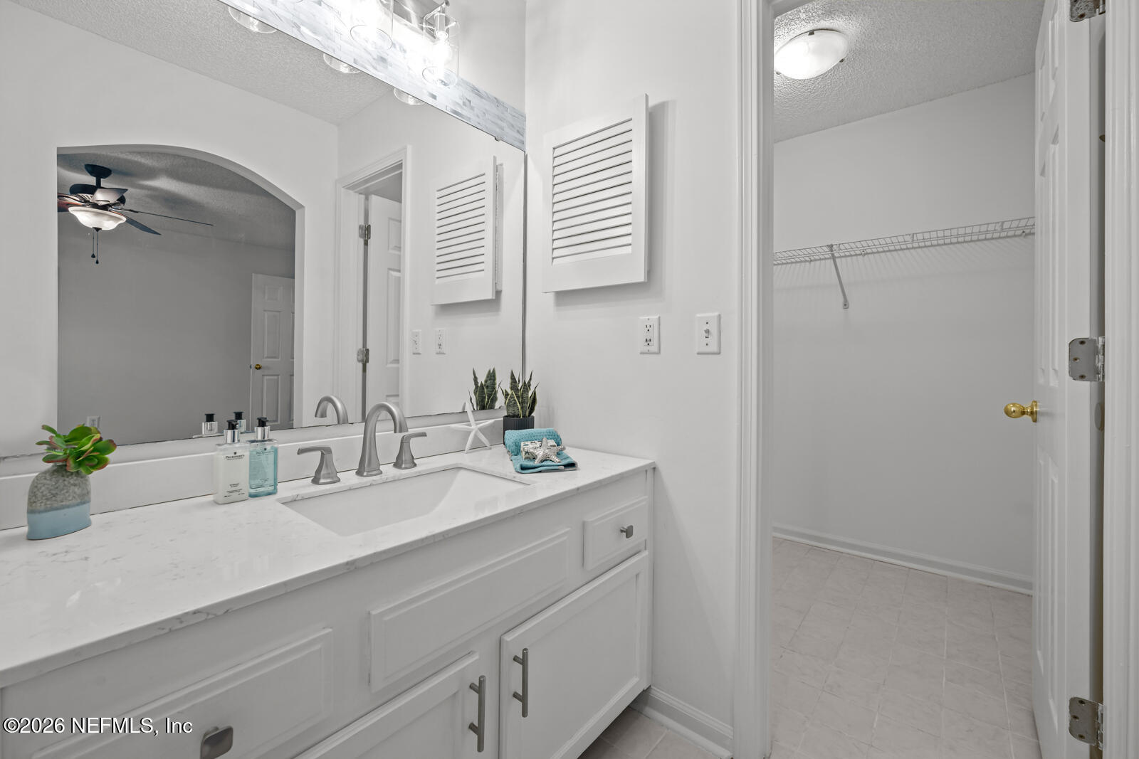 2091 MESA GRANDE Lane