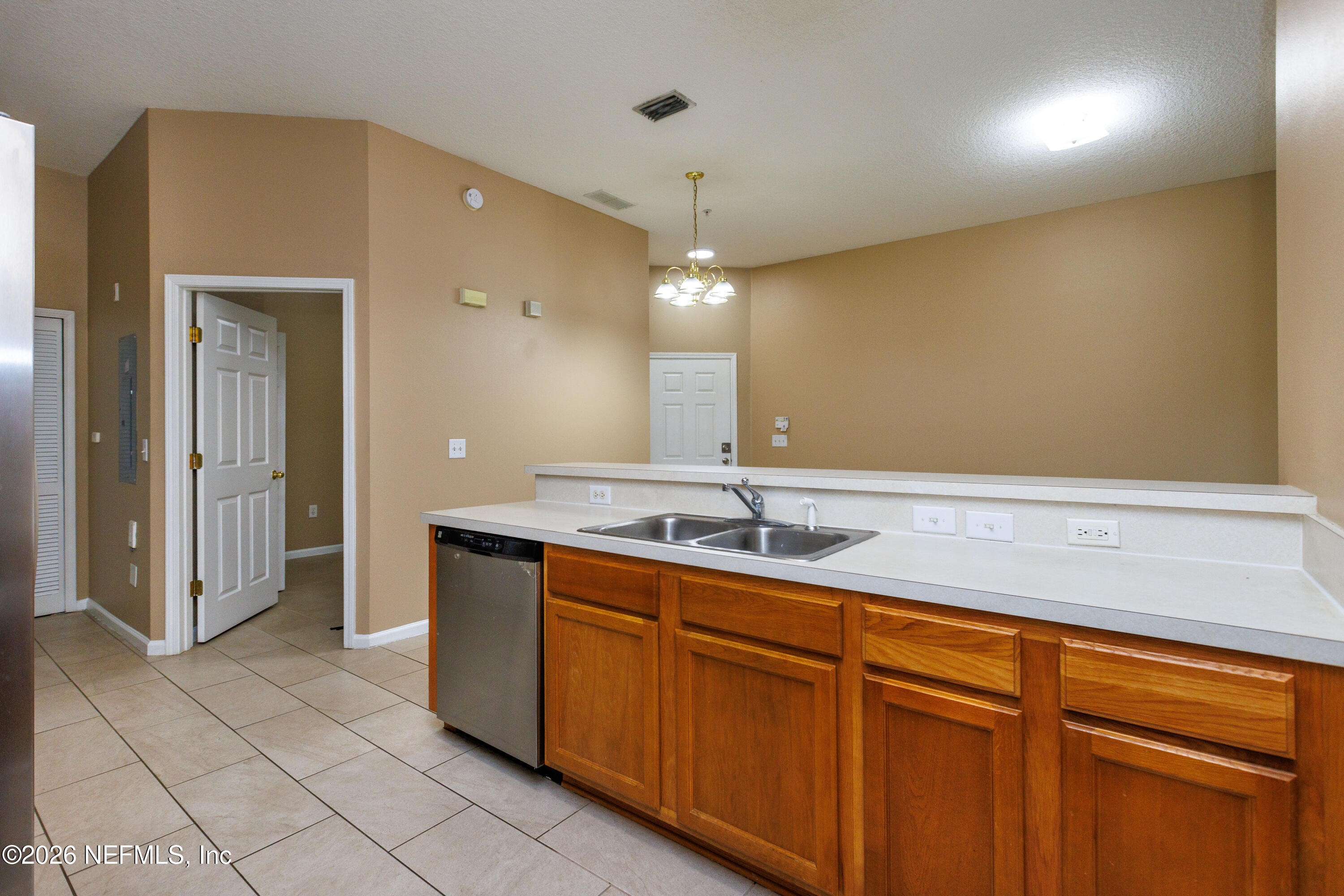 6070 MAGGIES Circle 105