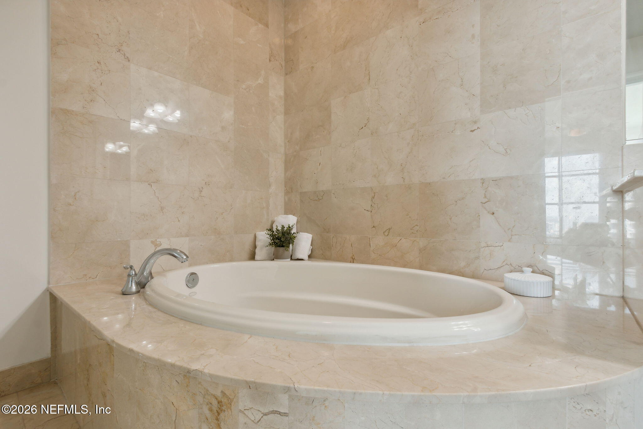 1431 RIVERPLACE Boulevard 3101