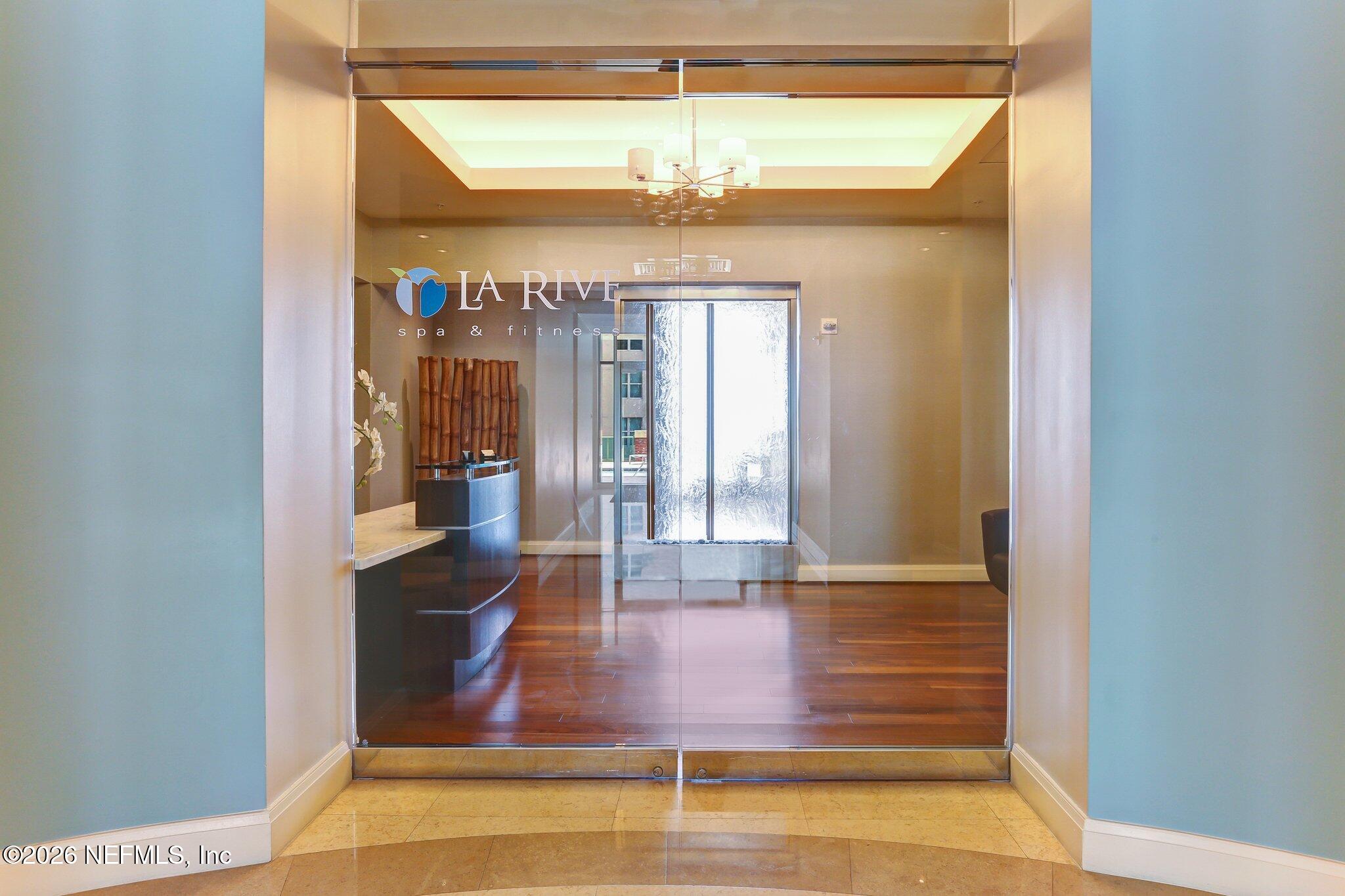 1431 RIVERPLACE Boulevard 3101