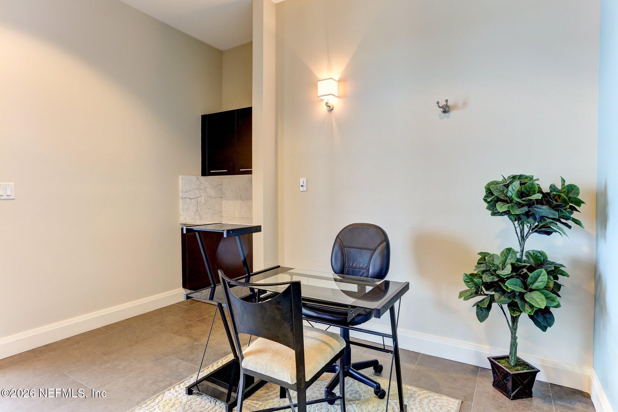 1431 RIVERPLACE Boulevard 3101