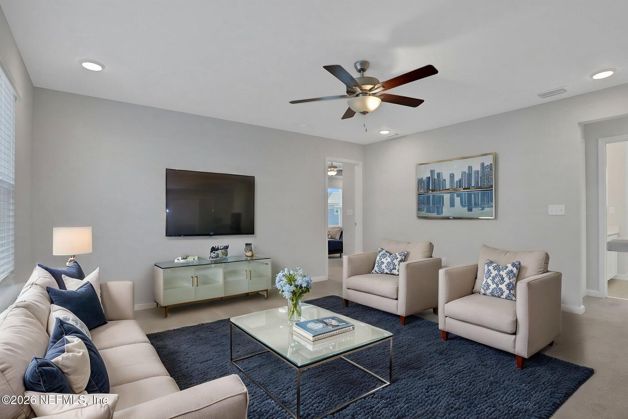 383 NARROWLEAF Drive, St. Johns